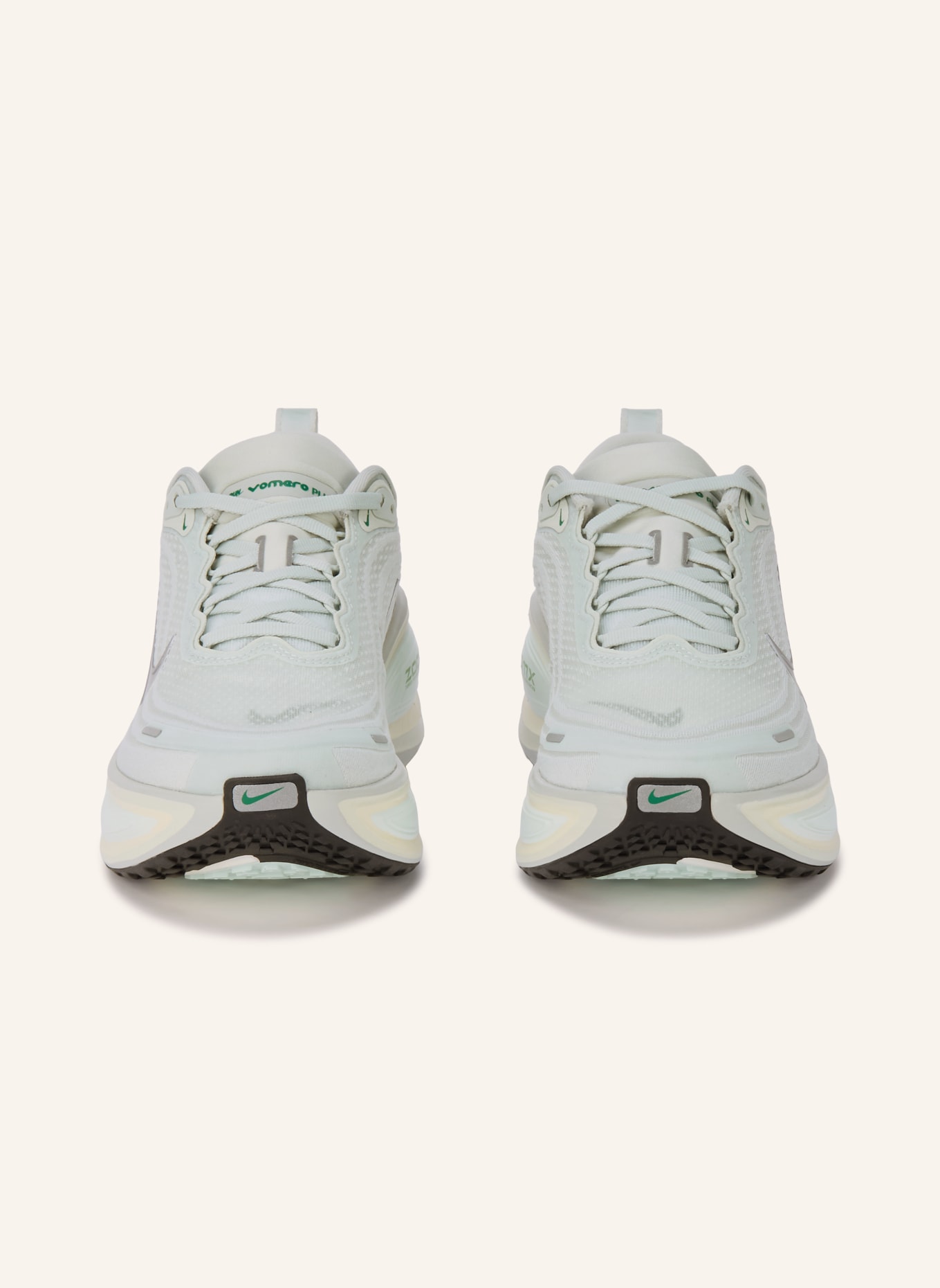 Nike Laufschuhe VOMERO PLUS: MINT / GRAU