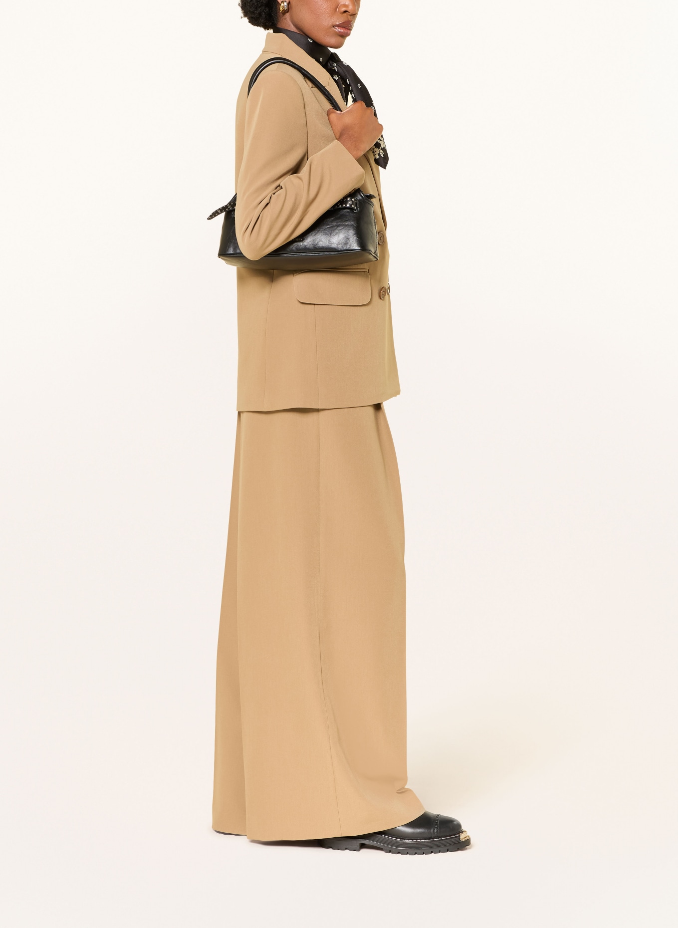 MRS & HUGS marlene broek: CAMEL