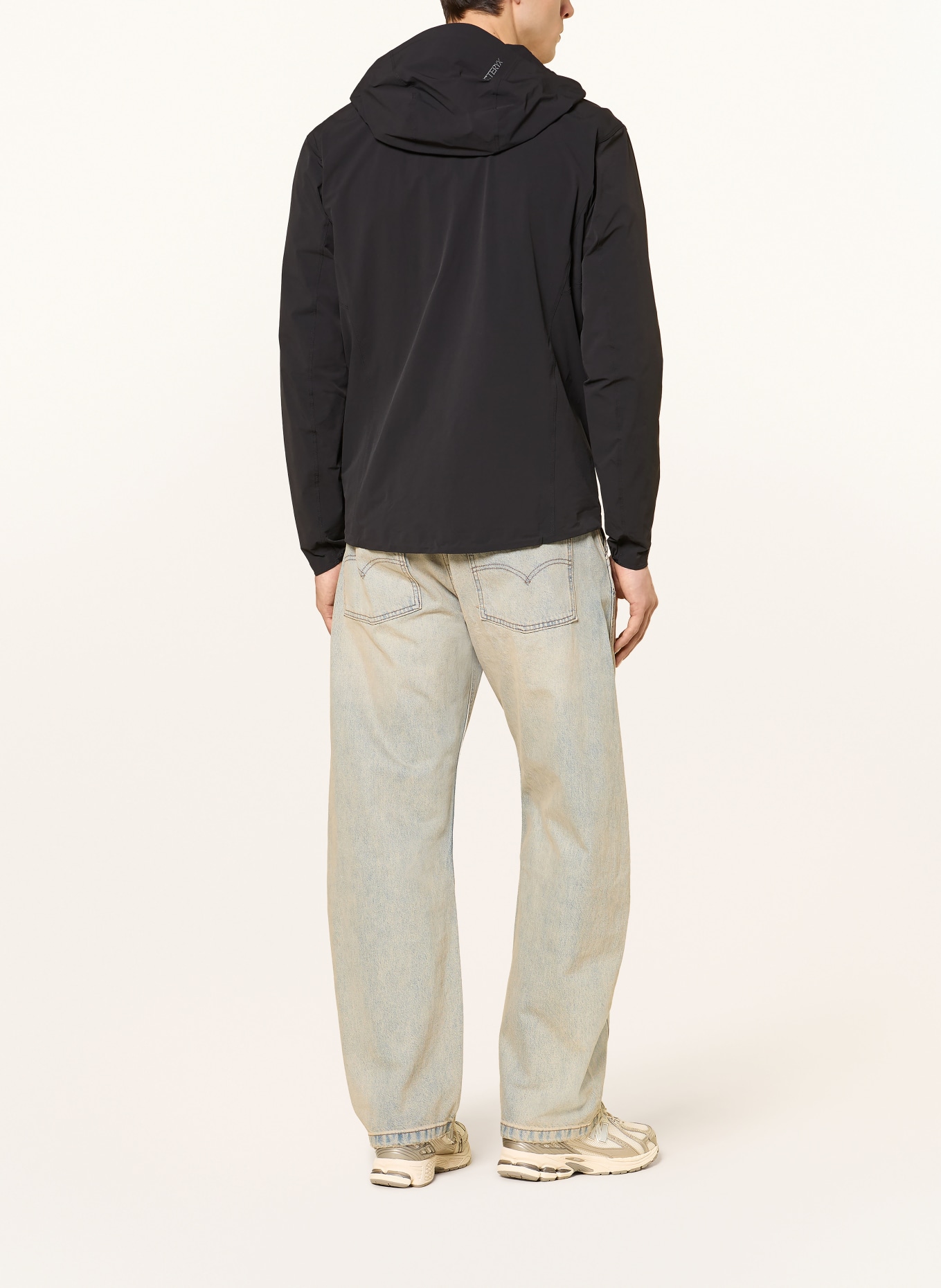 ARC'TERYX GAMMA LIGHTWEIGHT HOODY Functional Jacket: BLACK