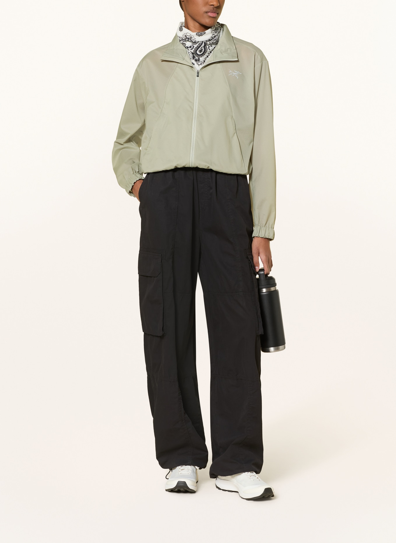 ARC'TERYX NAYA CROPPED STOWHOOD Functional Jacket: LIGHT GREEN