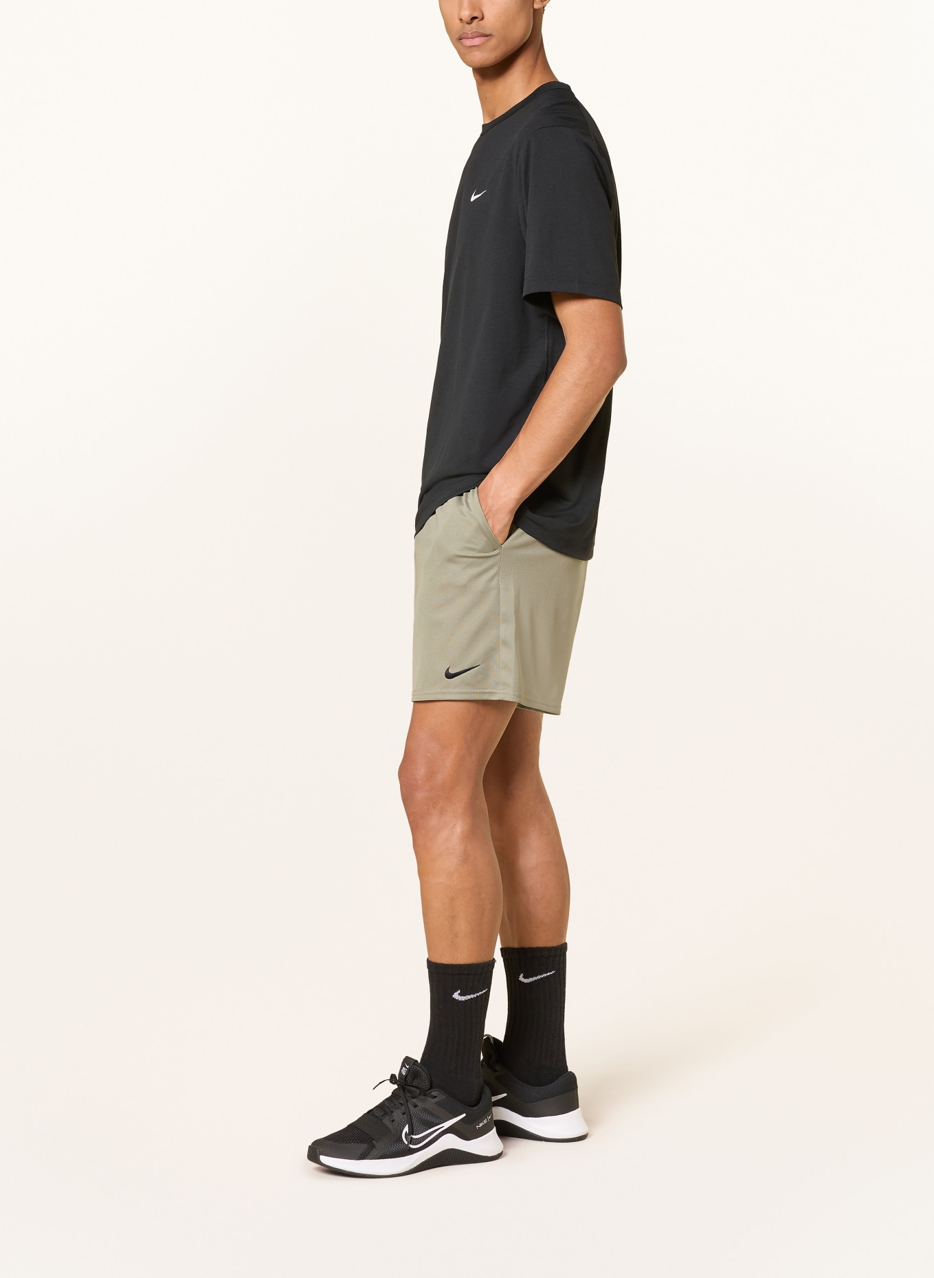 Nike FLEX Training Shorts: KHAKI