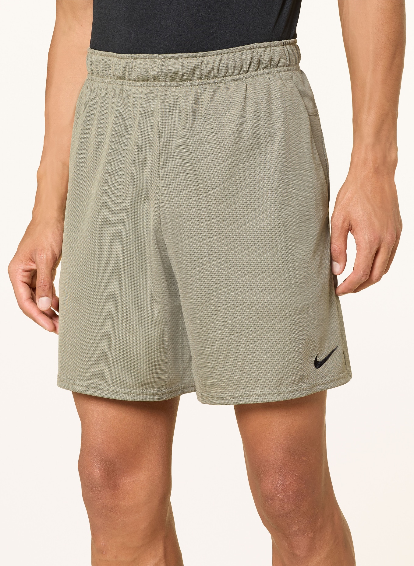 Nike FLEX Training Shorts: KHAKI