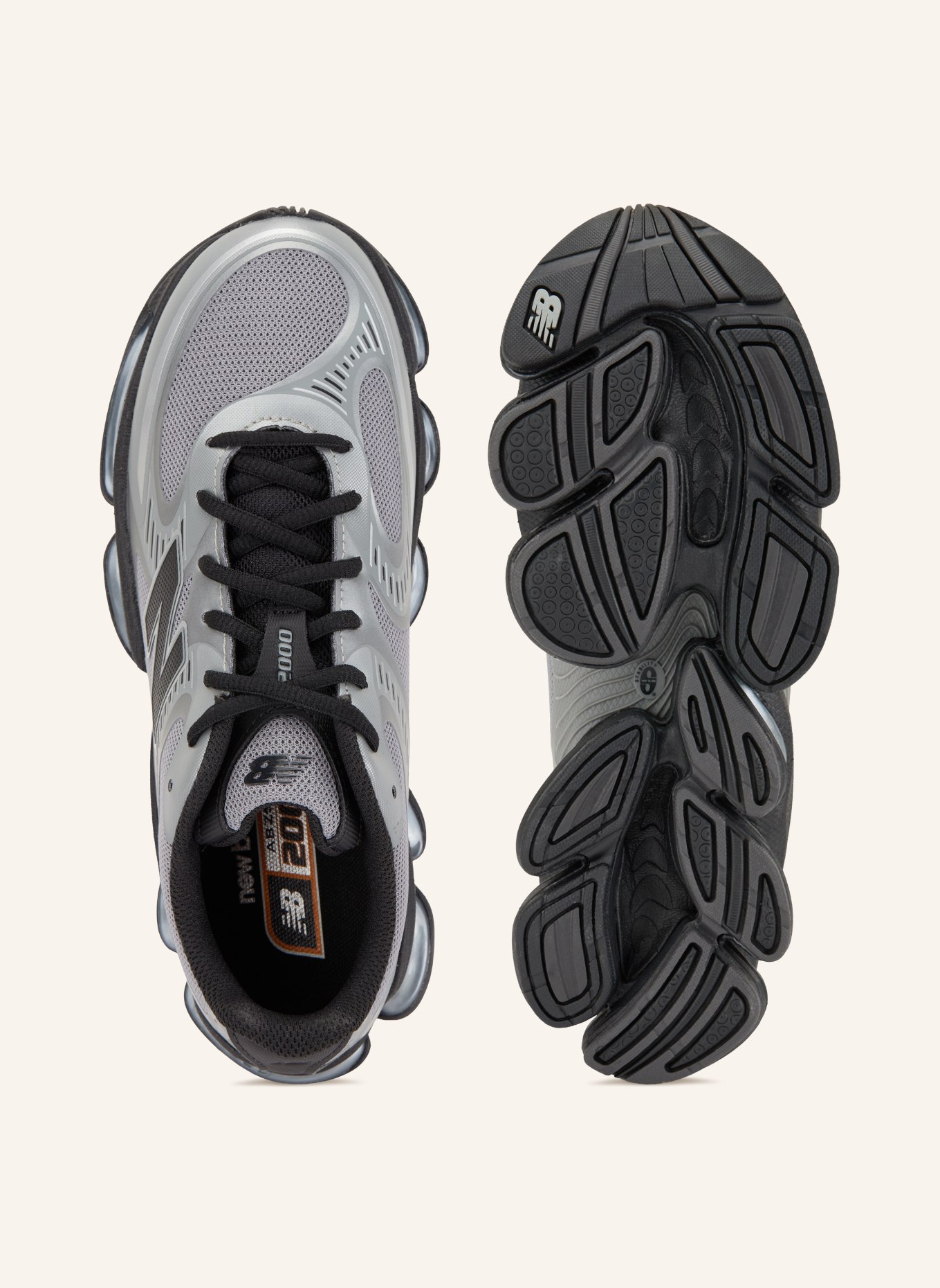 new balance Sneaker 2000: GRAU / SCHWARZ
