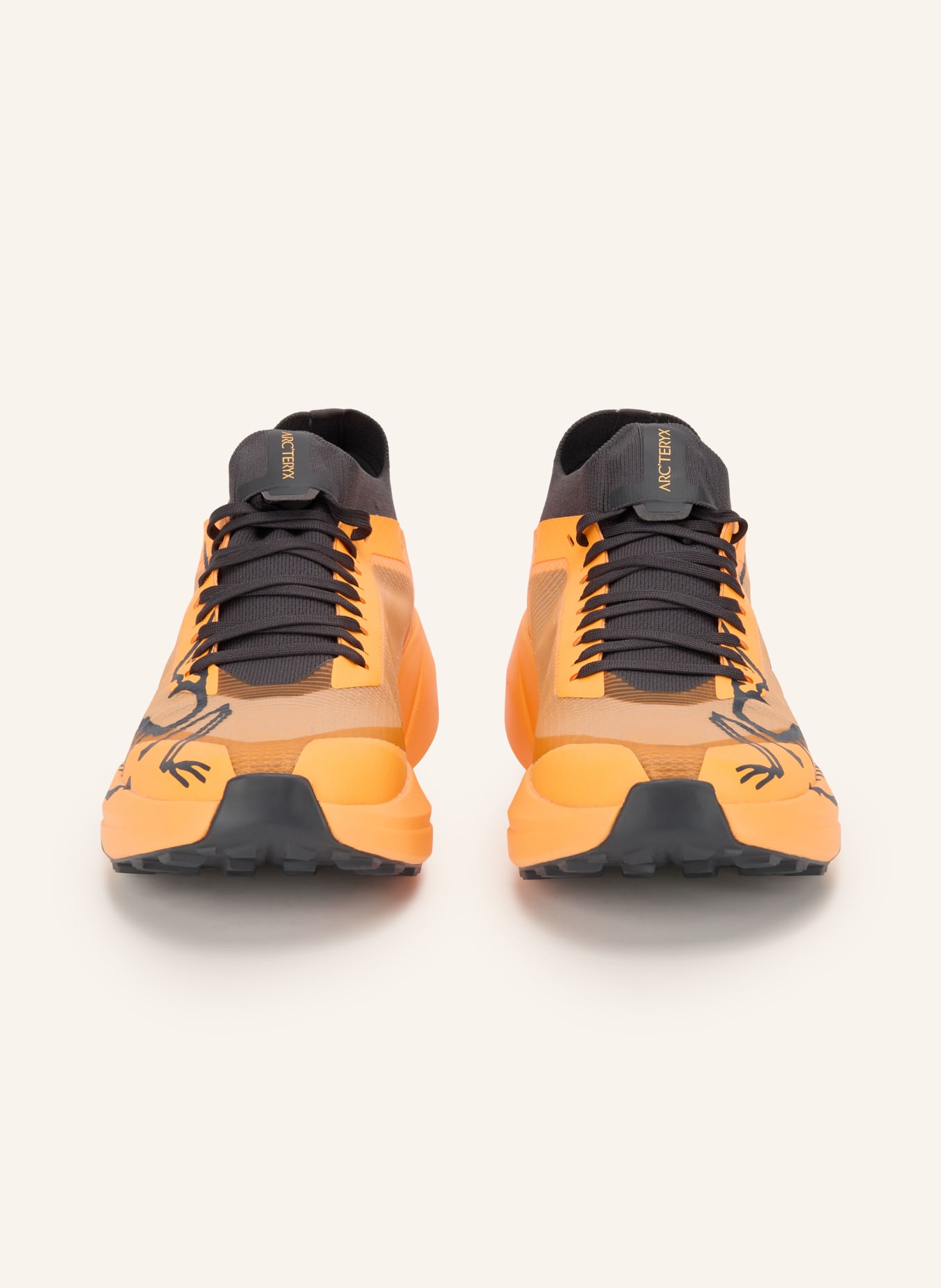 ARC'TERYX Boty na trailový běh SYLAN 2: NEONOVĚ ORANŽOVÁ / ČERNÁ