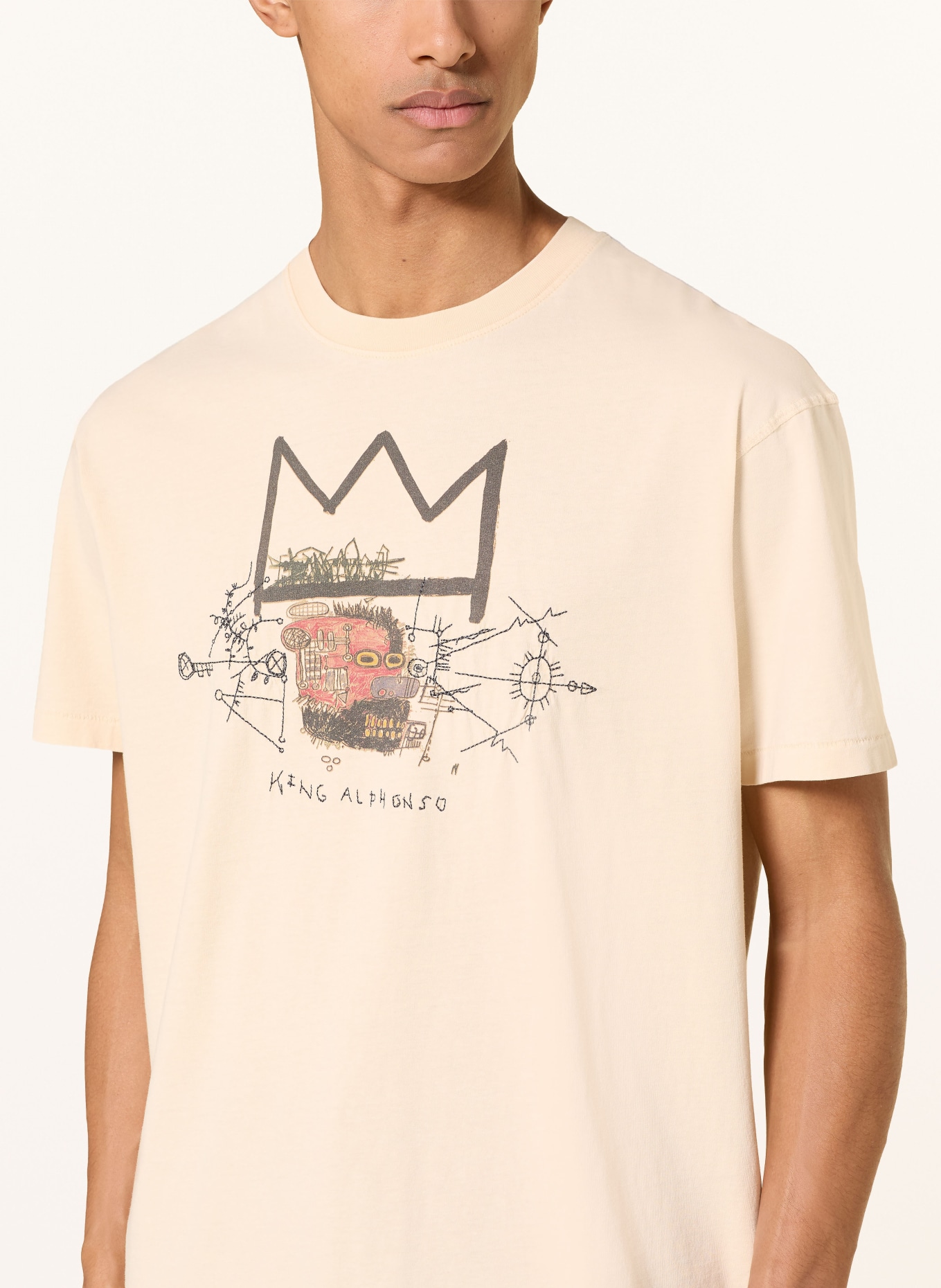 SCOTCH & SODA Koszulka BASQUIAT ARTWORK: BEŻOWY / CIEMNOCZERWONY / CZARNY