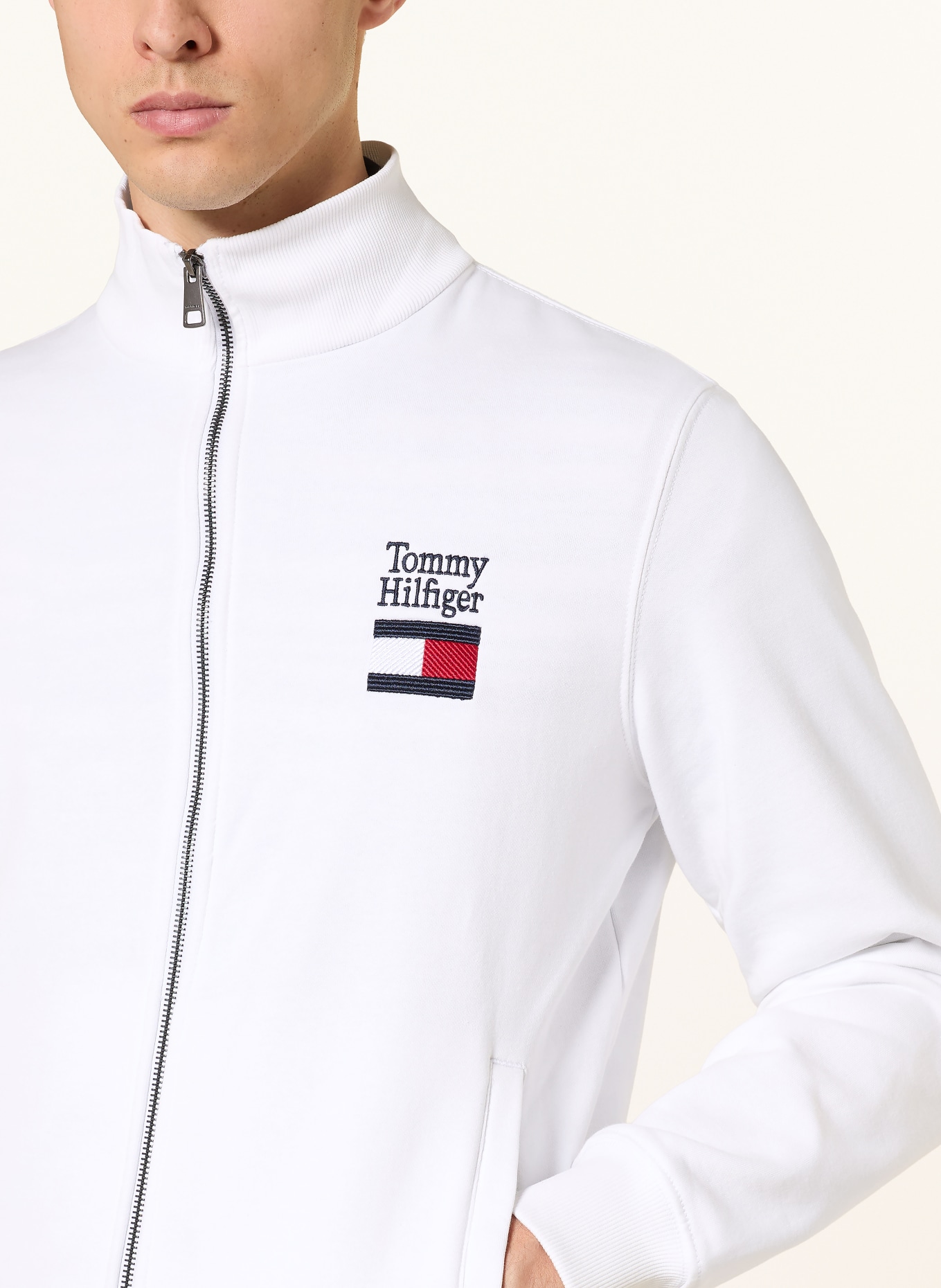 TOMMY HILFIGER mikina: BÍLÁ