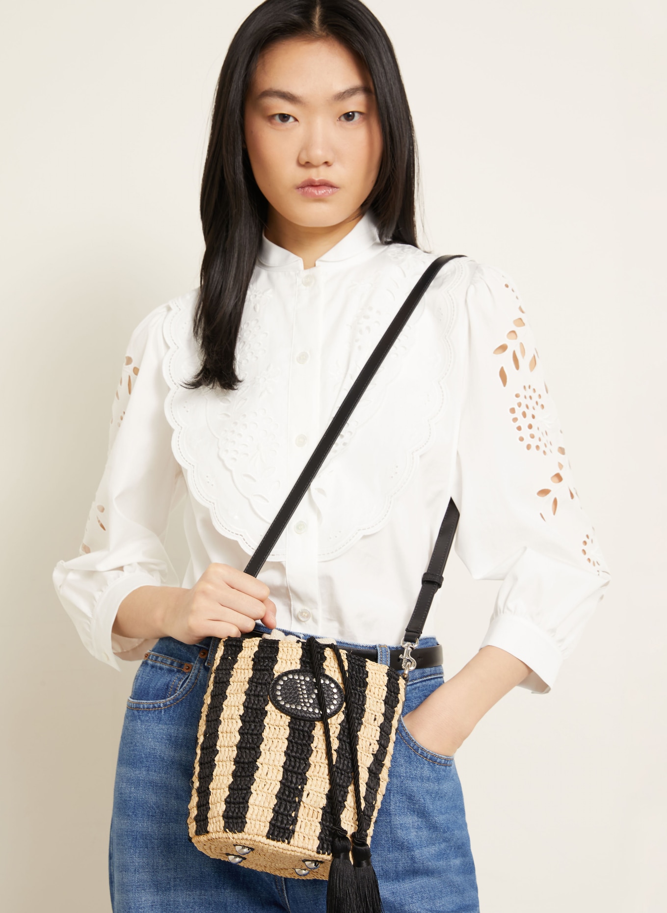 VALENTINO GARAVANI VLOGO SIGNATURE SMALL Tote Bag: BLACK / SILVER / LIGHT BROWN