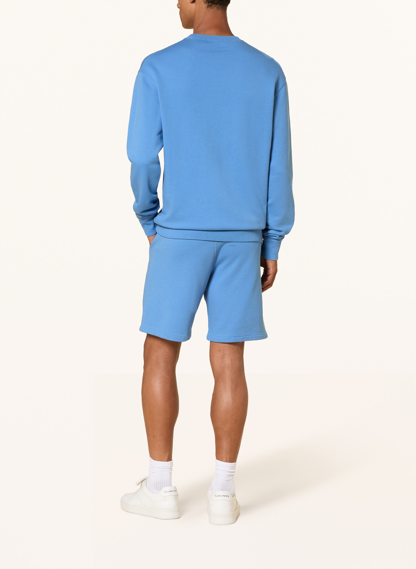 Juvia Sweatshirt ANDREW: LICHTBLAUW