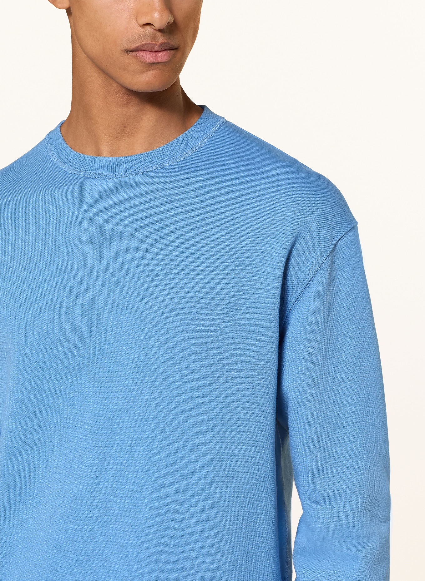 Juvia Sweatshirt ANDREW: LICHTBLAUW