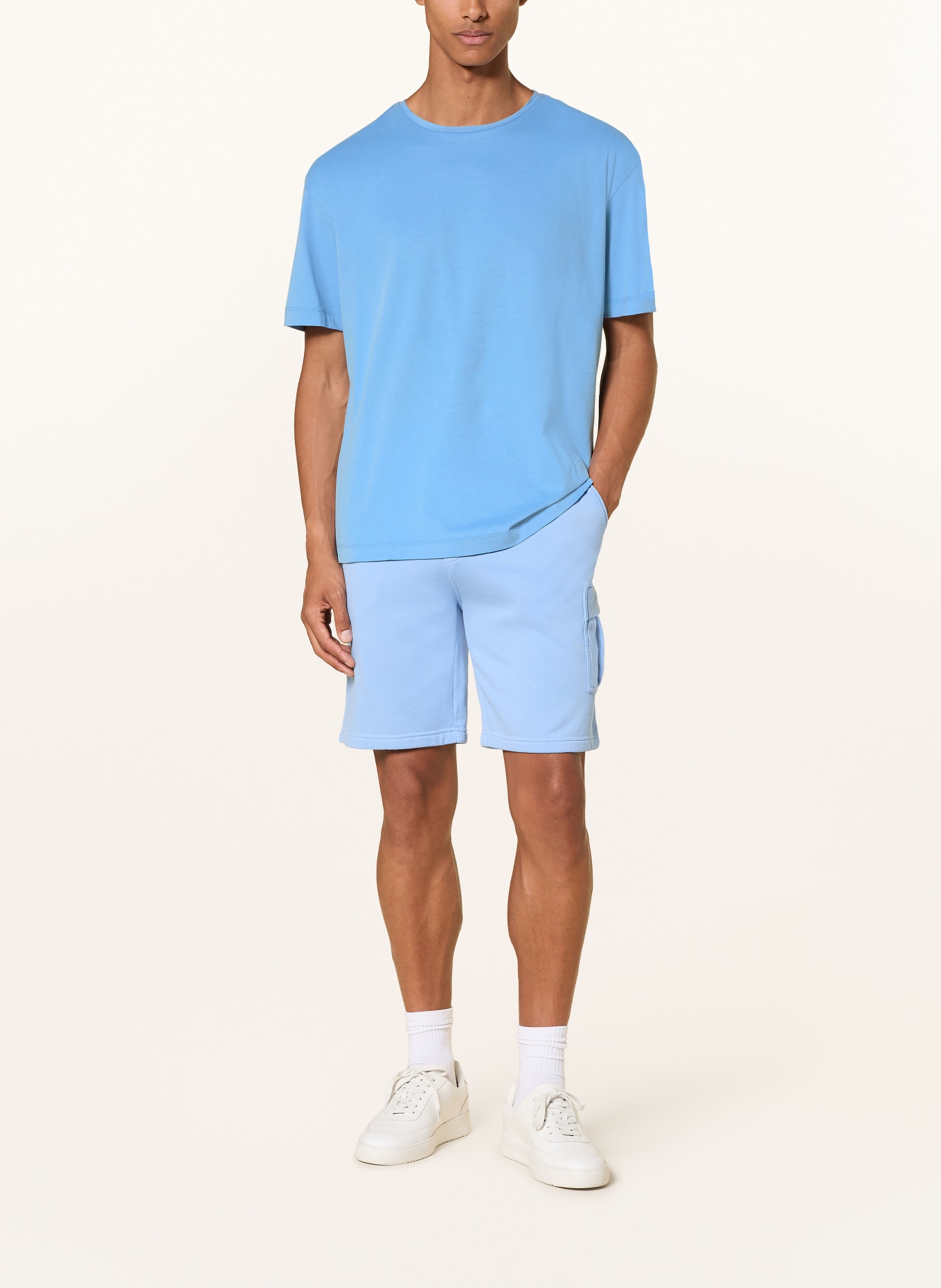 Juvia T-shirt JUAN: LICHTBLAUW