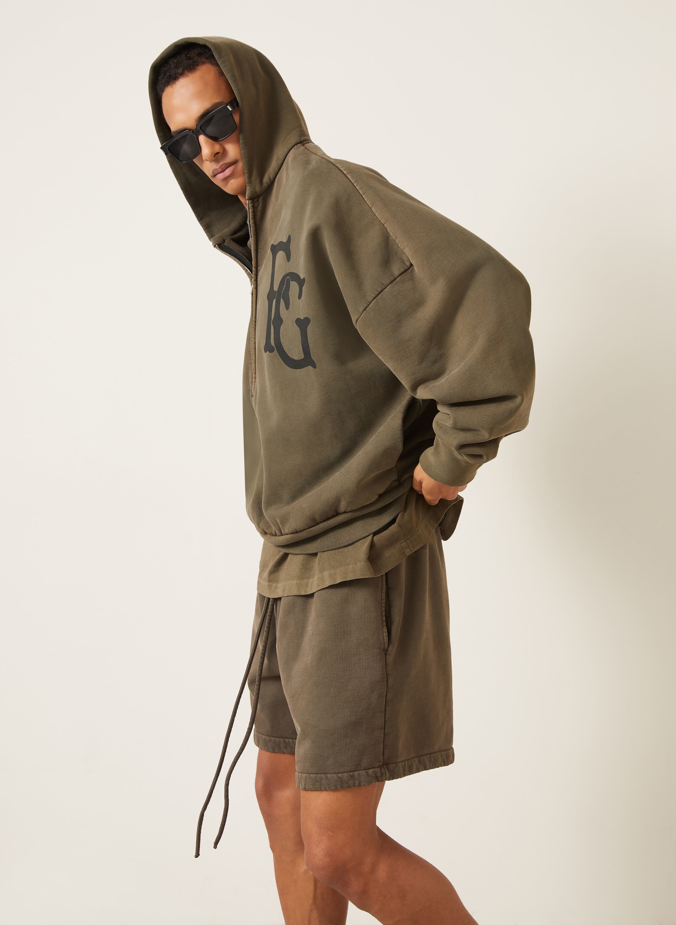 FEAR OF GOD Oversized hoodie: KHAKI / BLACK