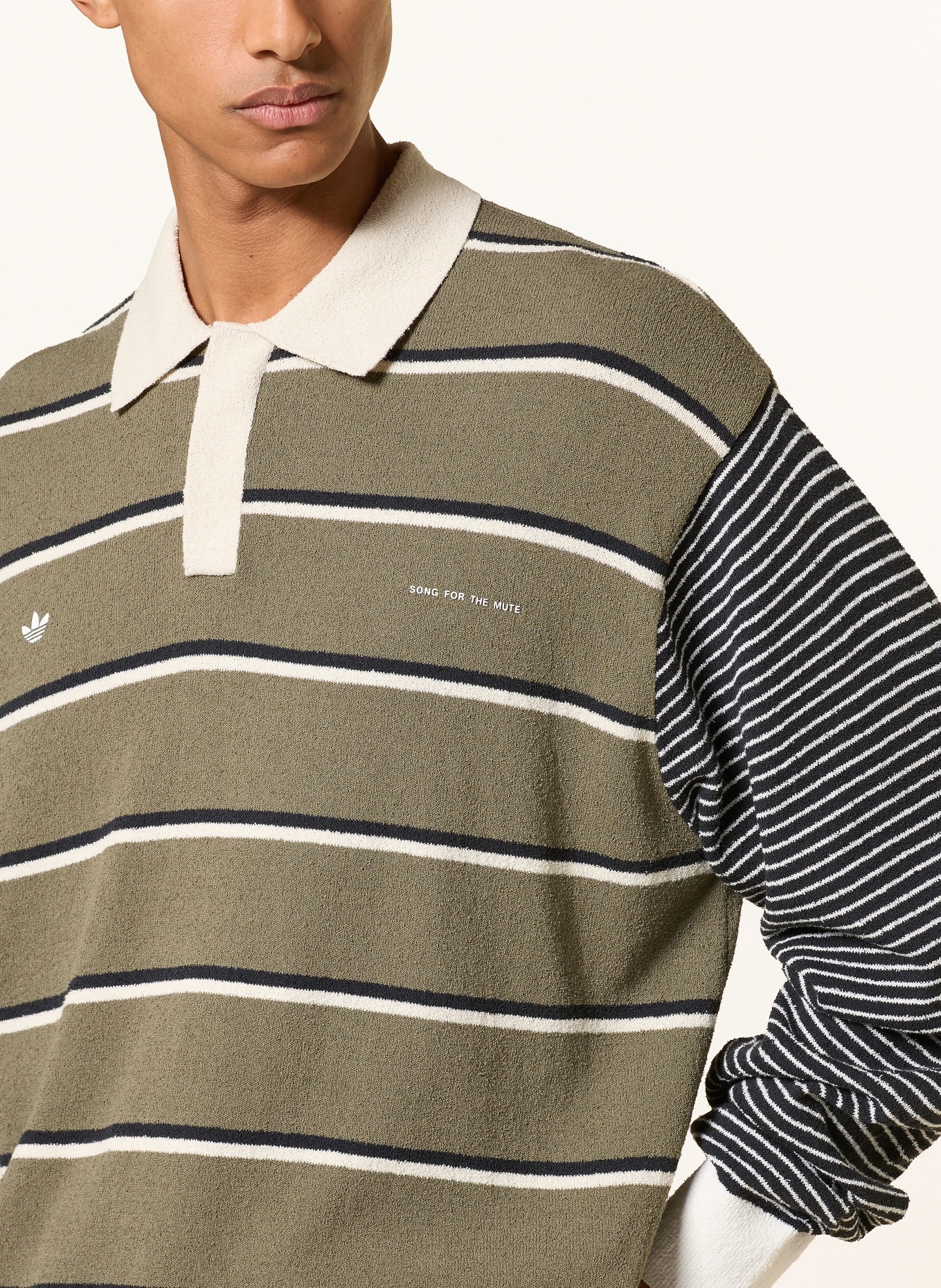 adidas Originals Polo en maille SFTM007: OLIVE / CRÈME / NOIR