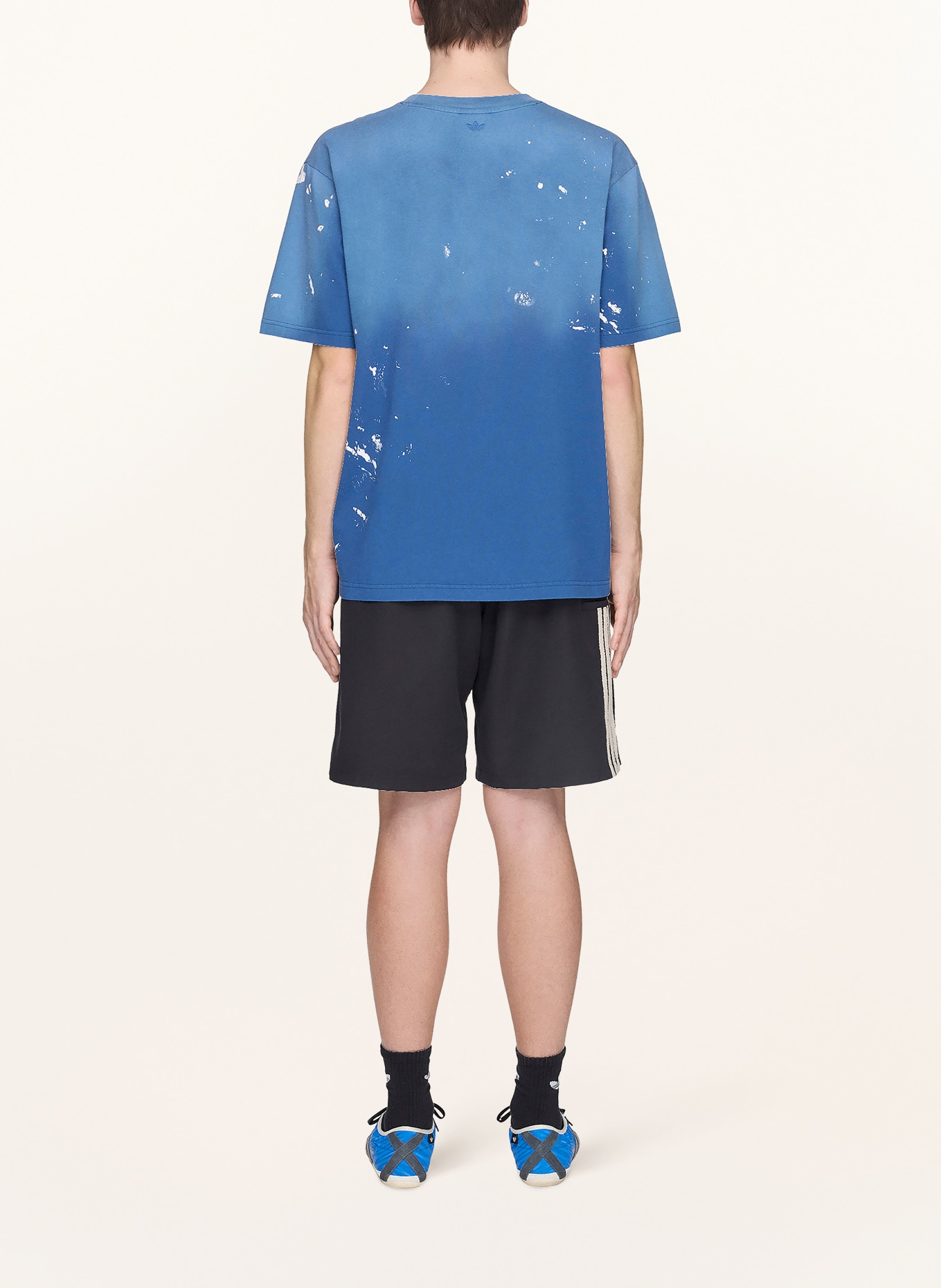 adidas Originals T-shirt SFTM007: BLAUW / WIT / ZWART