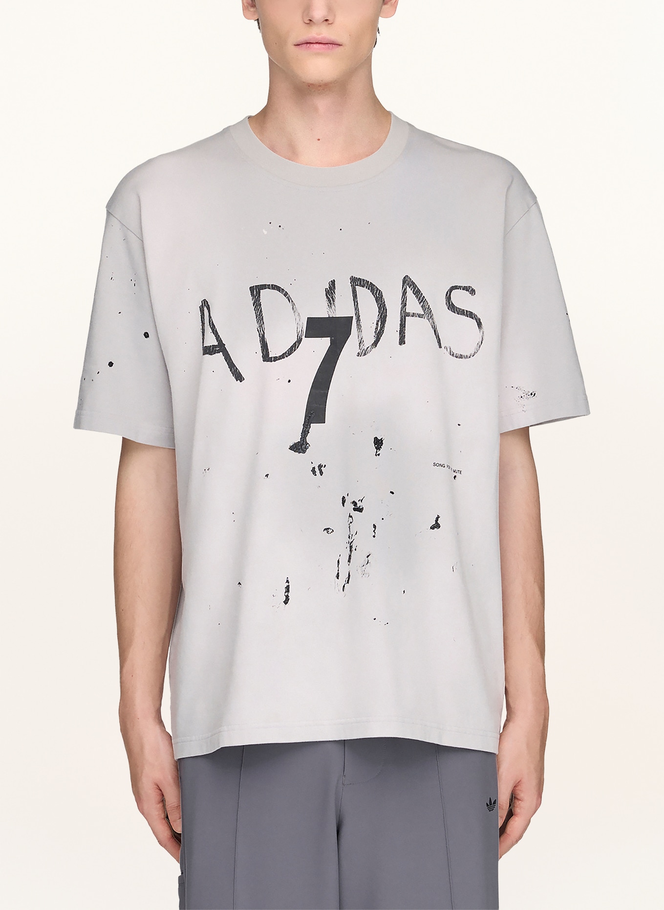 adidas Originals T-shirt SFTM007: LICHTGRIJS / GRIJS / ZWART