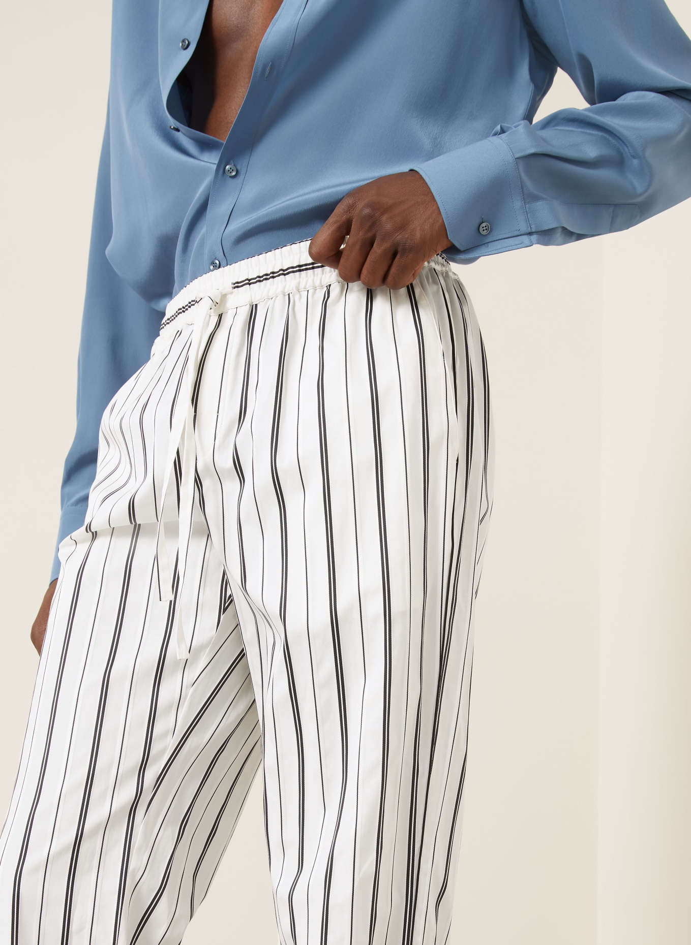 DOLCE & GABBANA Chino Regular Fit: KRÉMOVÁ / ČERNÁ
