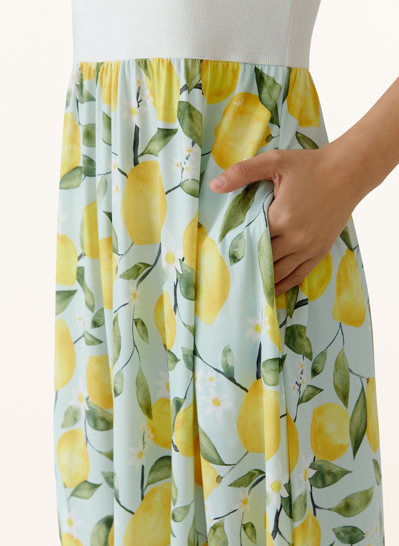 oui Kleid: WEISS / GELB / GRÜN
