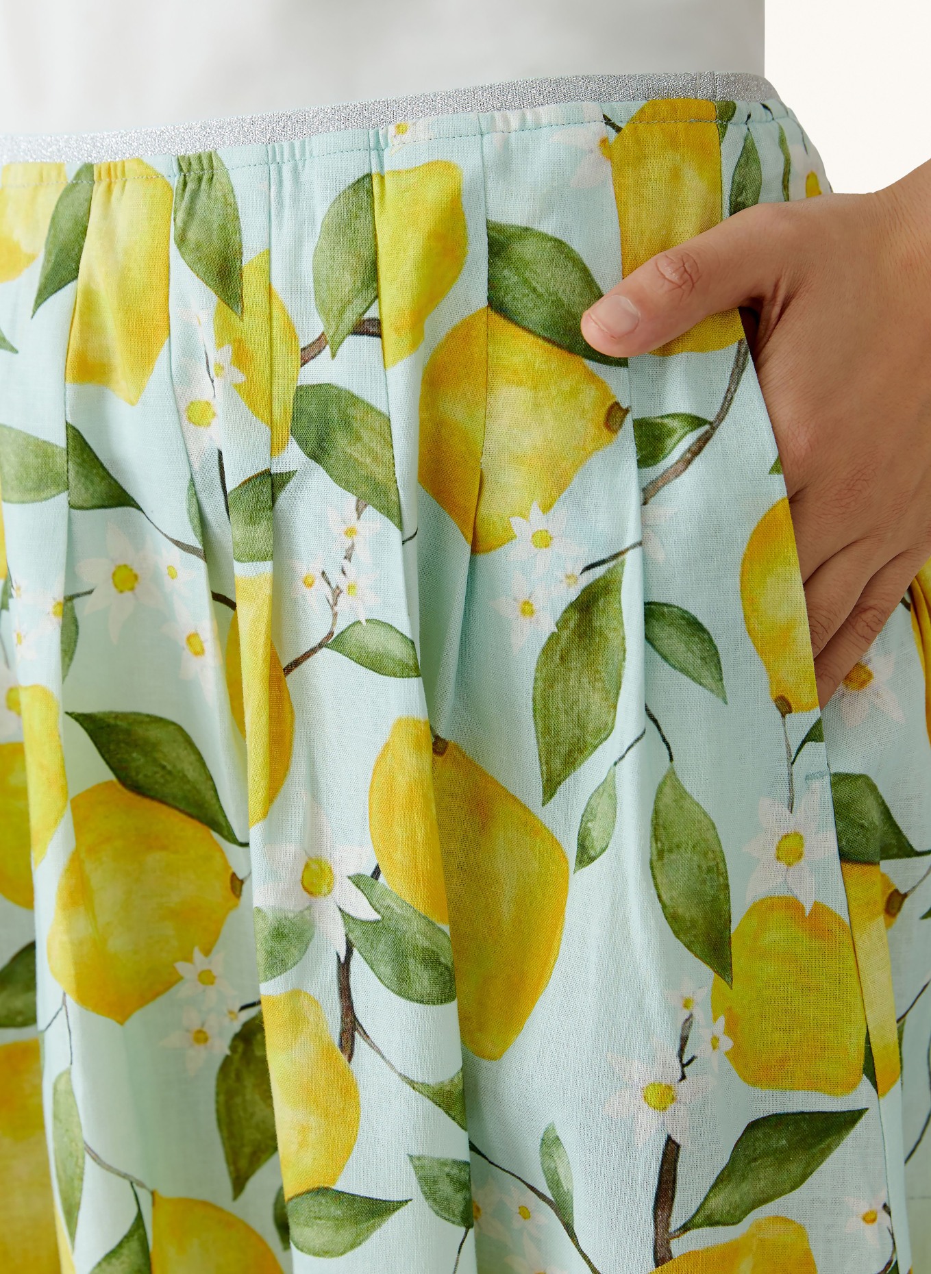 oui Pleated skirt with linen and glitter thread: GREEN / YELLOW / TURQUOISE