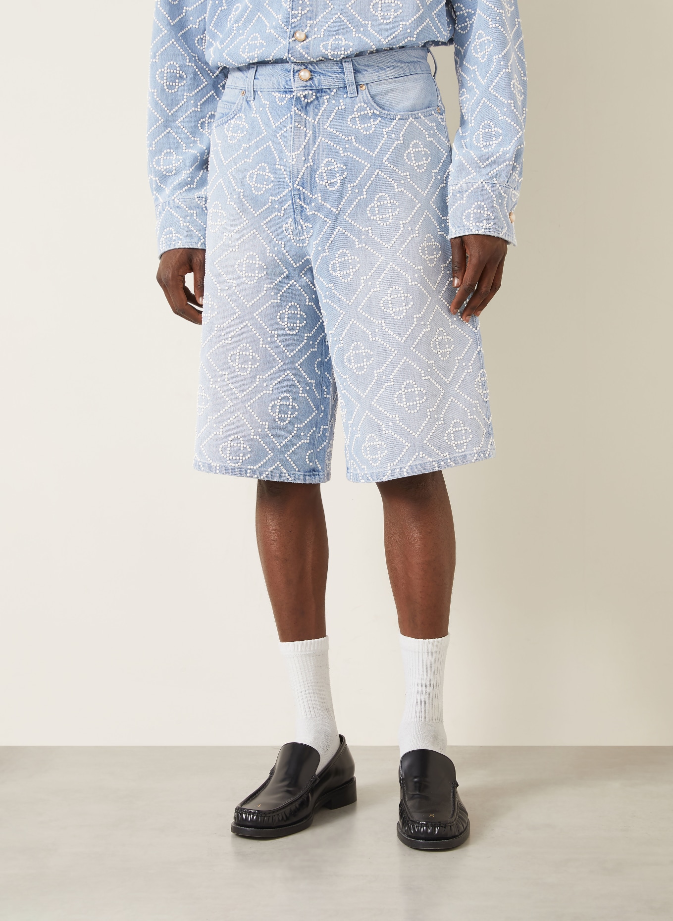 Casablanca Jeansshorts met sieradenparels: PEARL MONOGRAM