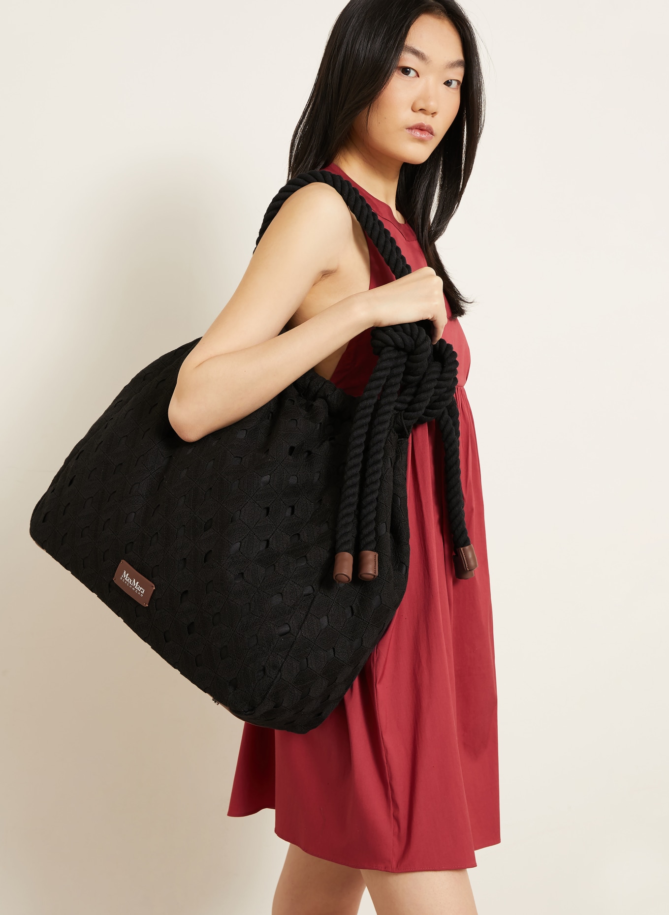 Max Mara BEACHWEAR Strandtas BCHARTE: ZWART / BRUIN