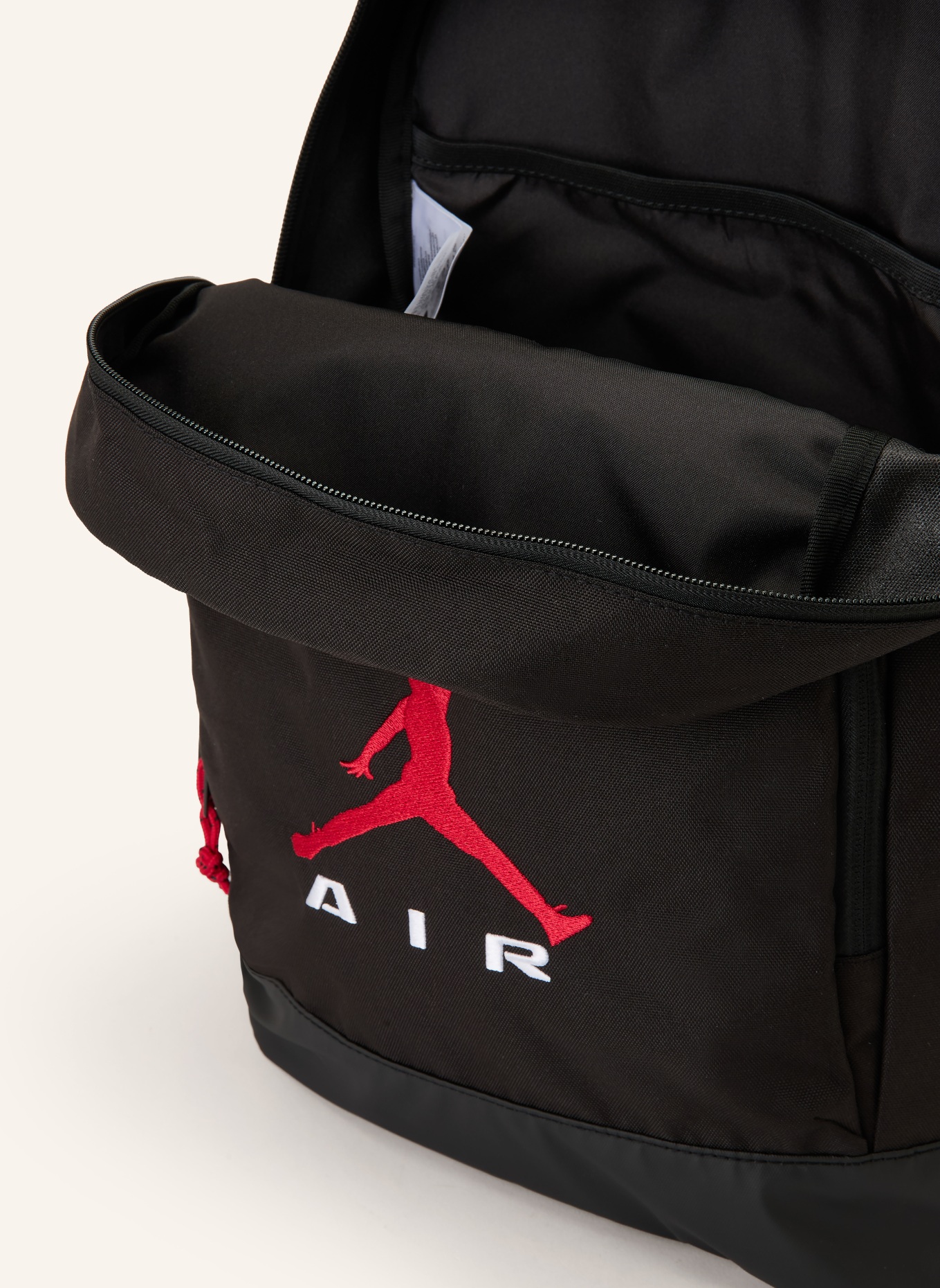 JORDAN Batoh AIR RAID: ČERNÁ / ČERVENÁ / BÍLÁ