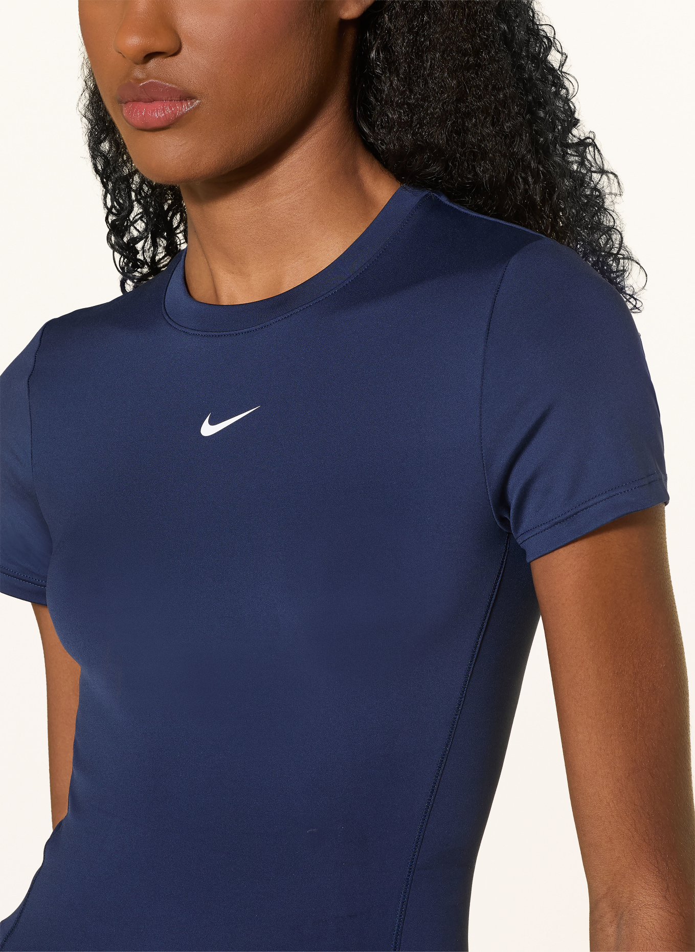 Nike T-Shirt ONE FITTED: DUNKELBLAU