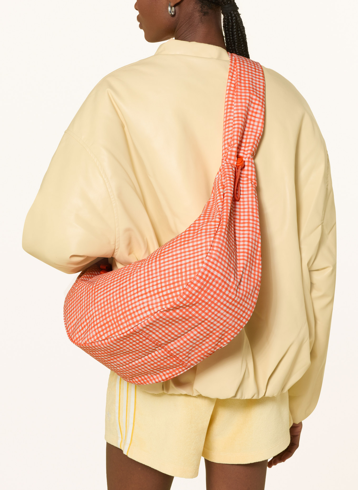 GOT BAG RUFFLE Shoulder Bag: RED / WHITE
