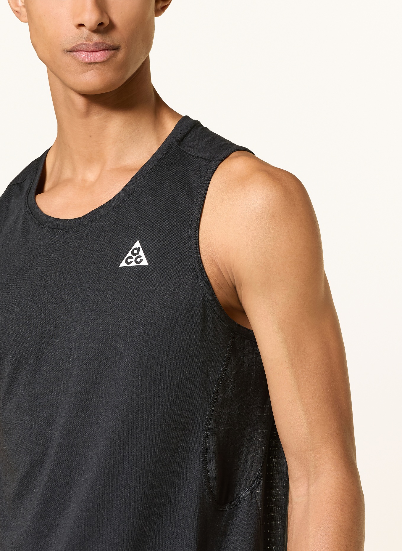 Nike Löptröja SOLARCHASE: SVART