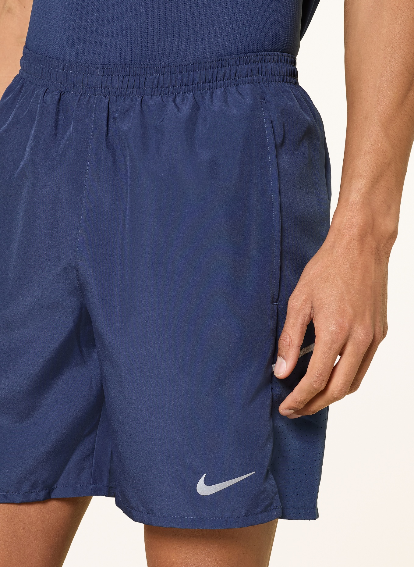 Nike 2-in-1 hardloopbroek MILER: DONKERBLAUW