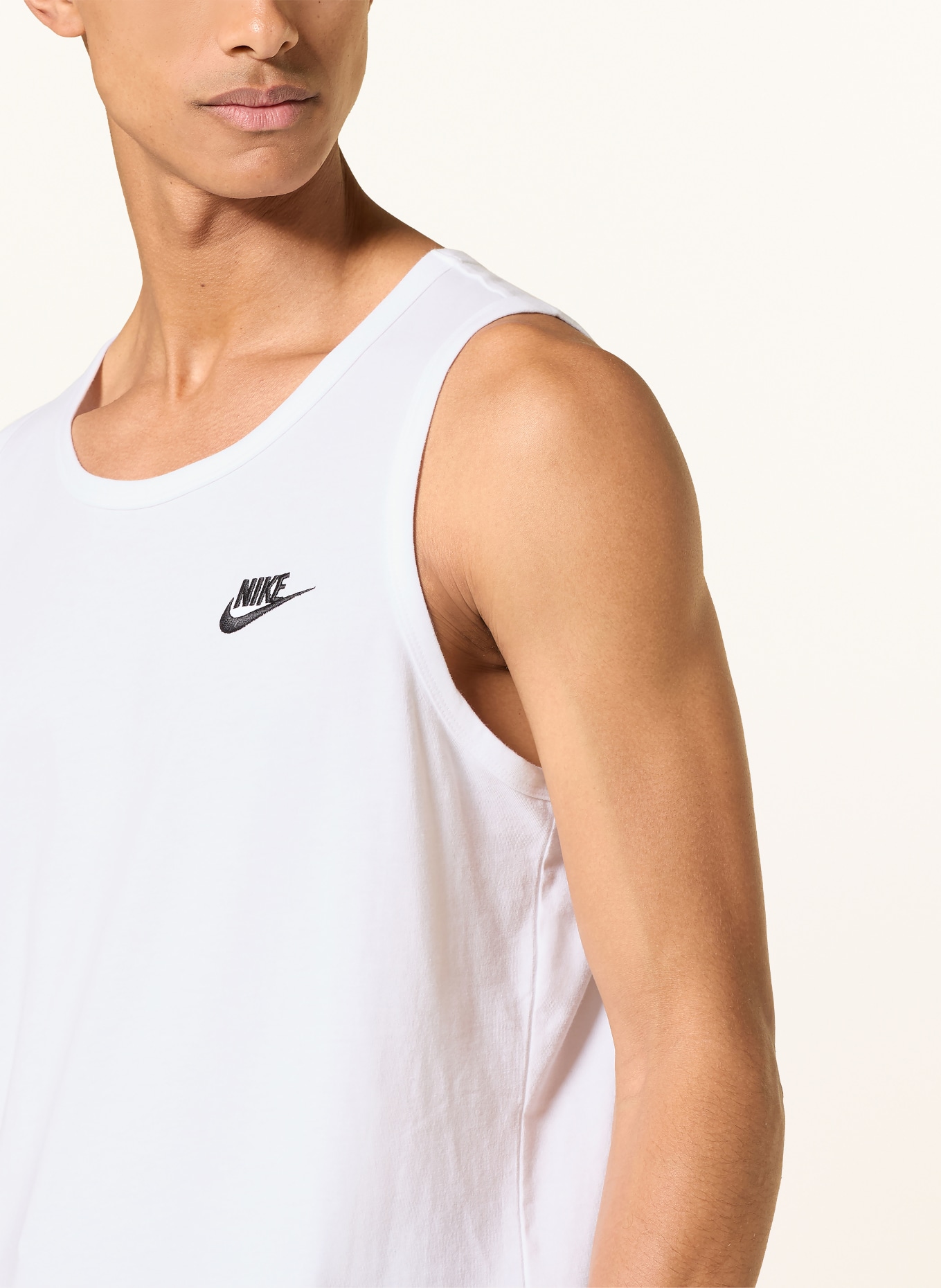 Nike SPORTSWEAR CLUB Tank Top: WHITE