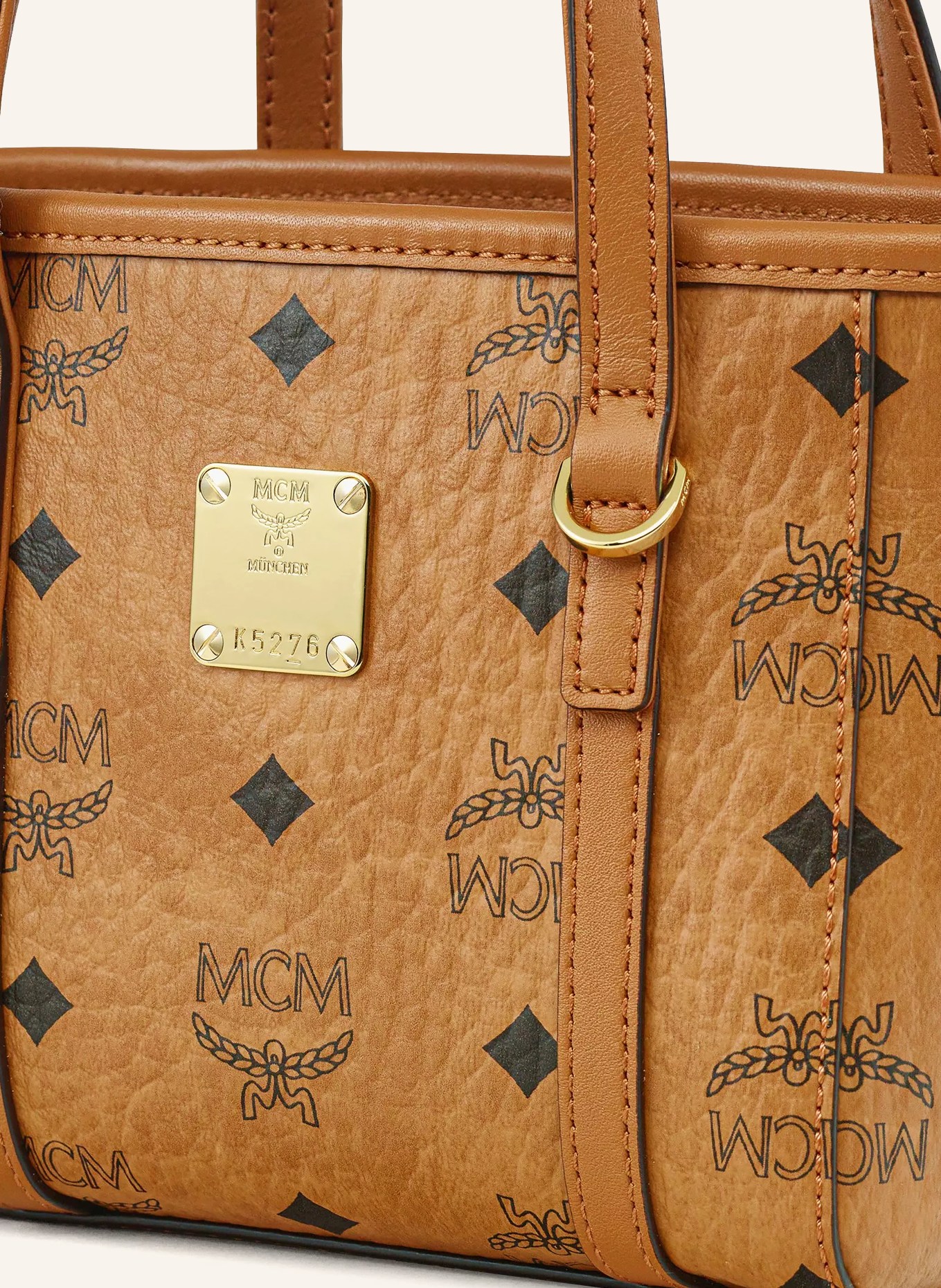 MCM Sac à bandoulière TONI VI: COGNAC
