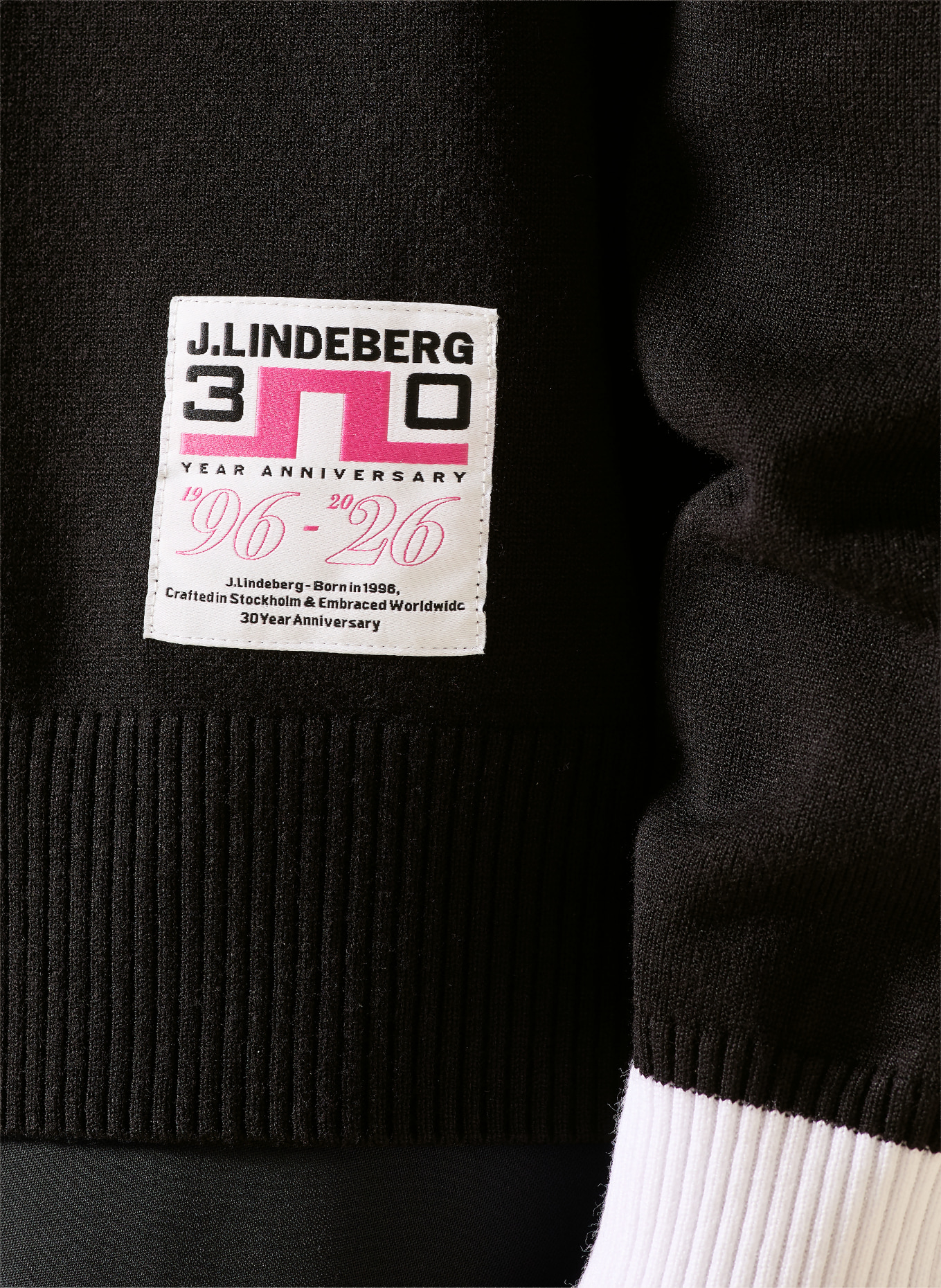 J.LINDEBERG Pulls: NOIR / BLANC