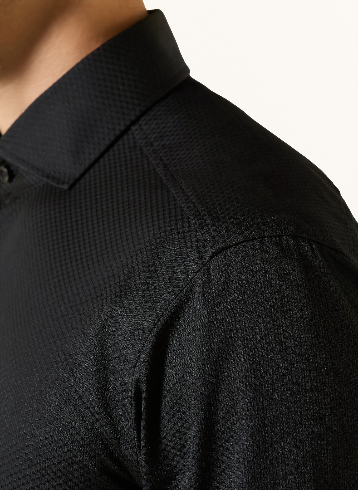 BOSS Hemd HANK Comfort Fit: SCHWARZ