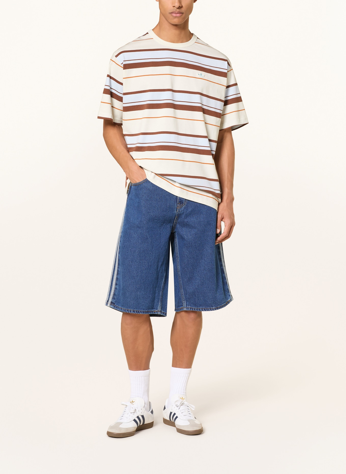adidas Originals T-Shirt STRIPED CREW NECK: CREME / BRAUN / HELLBLAU