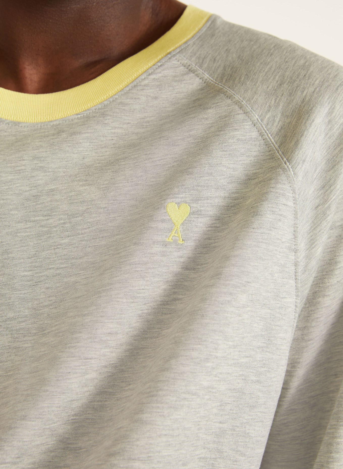 AMI PARIS T-shirt: LIGHT GRAY / LIGHT YELLOW
