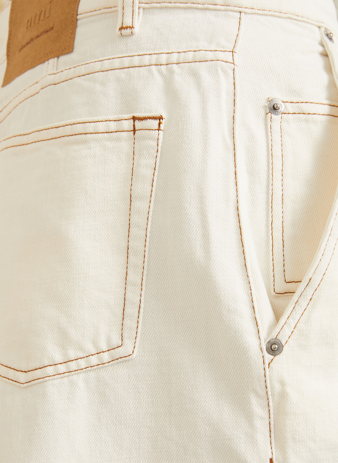 AMI PARIS Džíny Regular Fit: 136  BLANC CREME