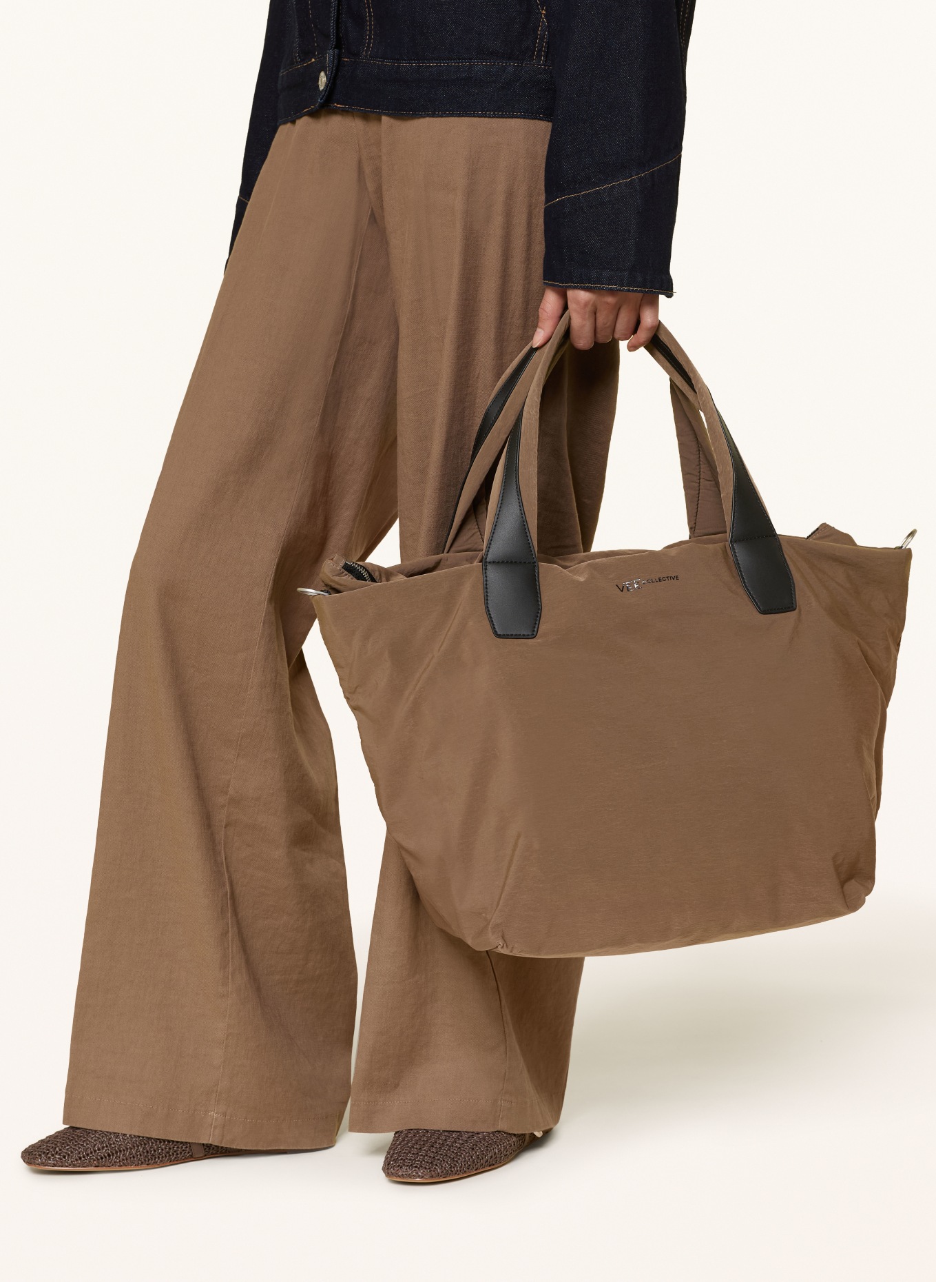 Vee Collective Shopper ESSENCE MEDIUM: BRUIN / ZILVER / ZWART