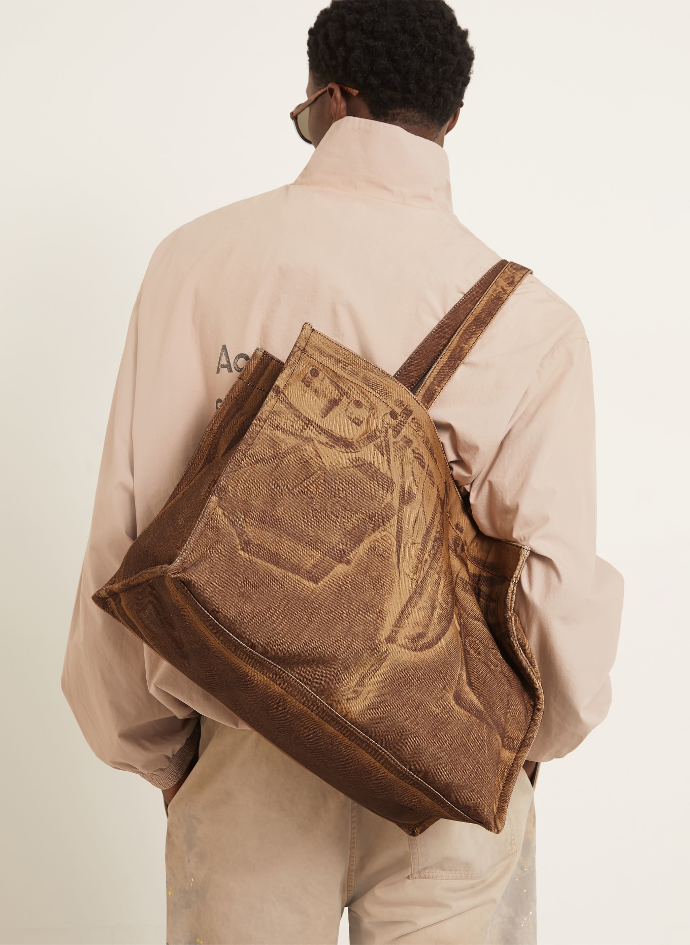 Acne Studios Shopper: BRUIN / LICHTBRUIN