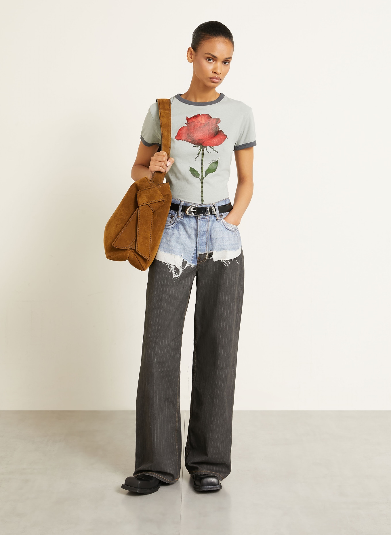 Acne Studios Tricouri: GRI DESCHIS / ROȘU / VERDE
