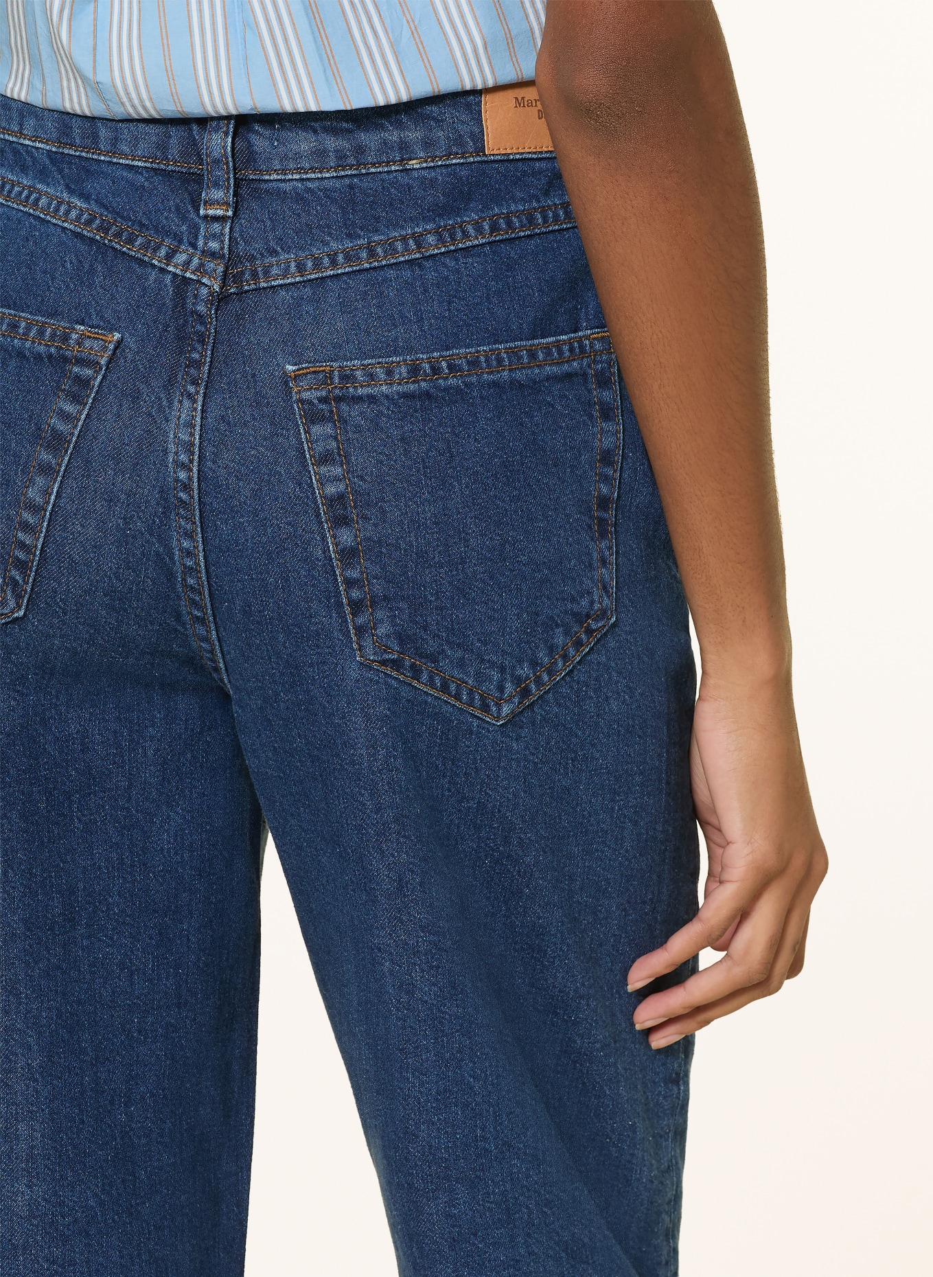 Marc O'Polo DENIM Barrel Jeans: 4455 Dark Blue_Multi_16