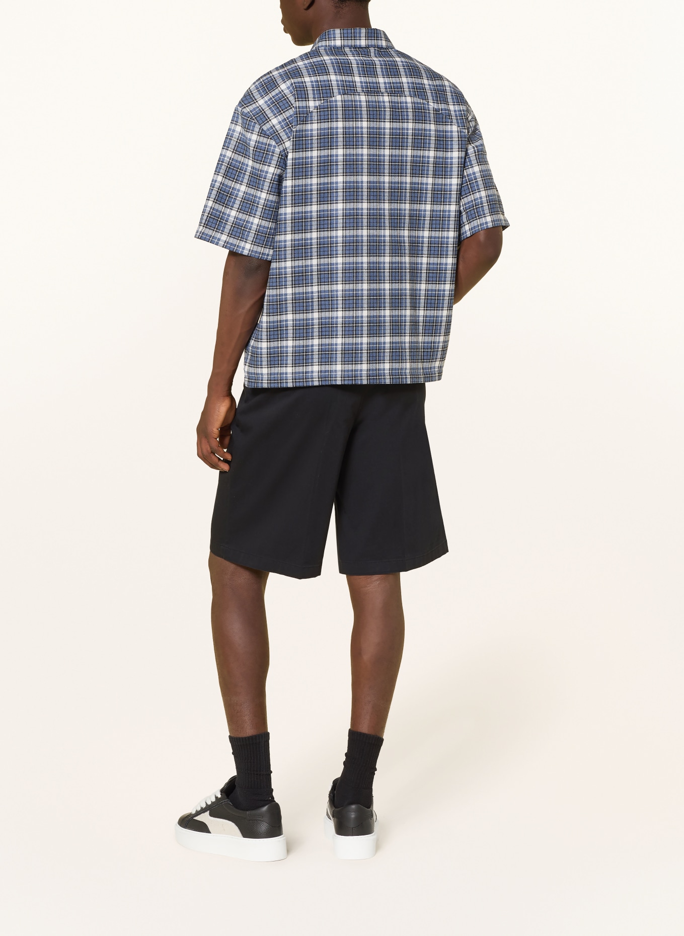 RETERNITY Chino šortky Regular Fit: ČERNÁ