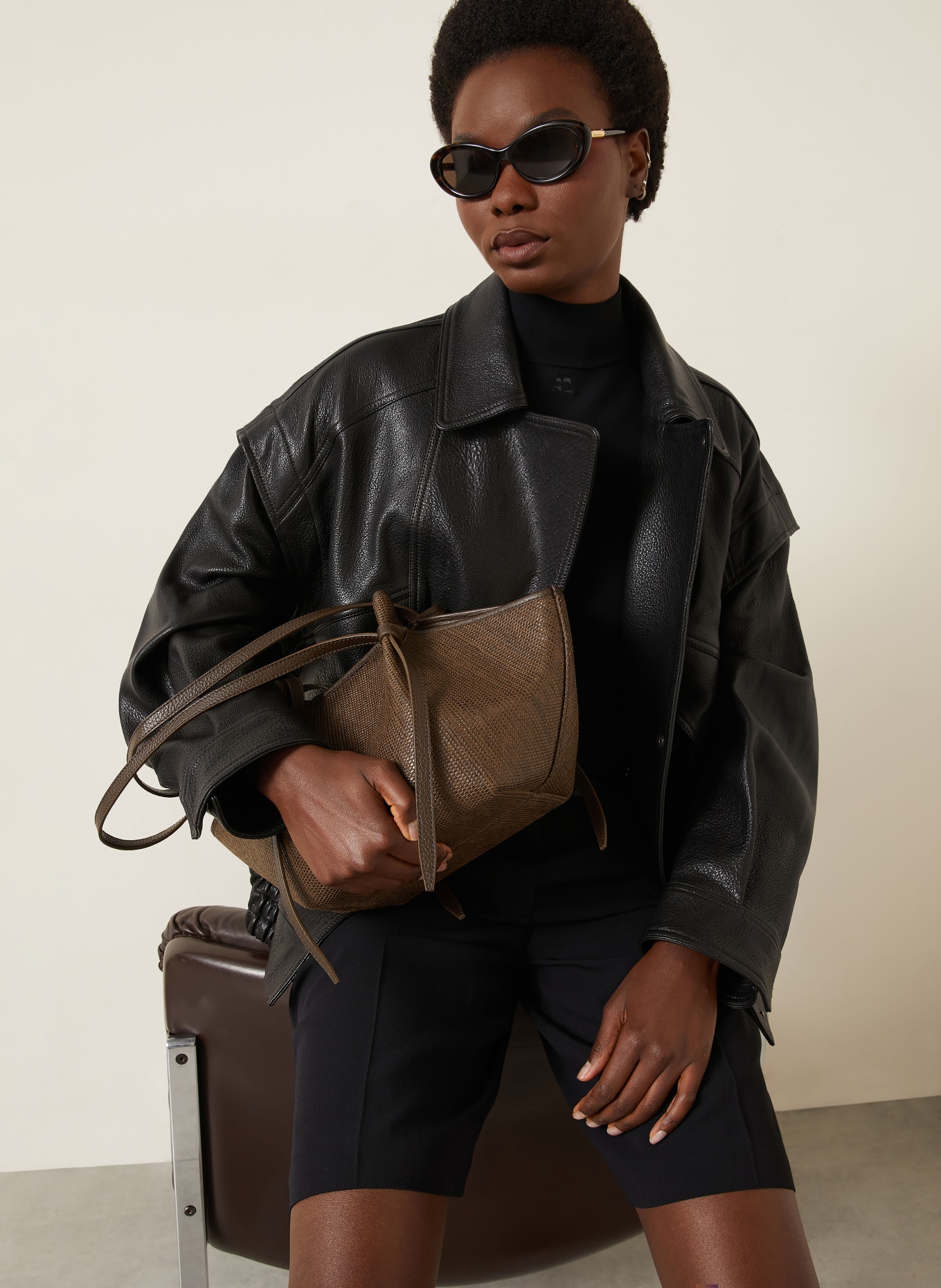 YUZEFI MOCHI Shoulder Bag: BROWN