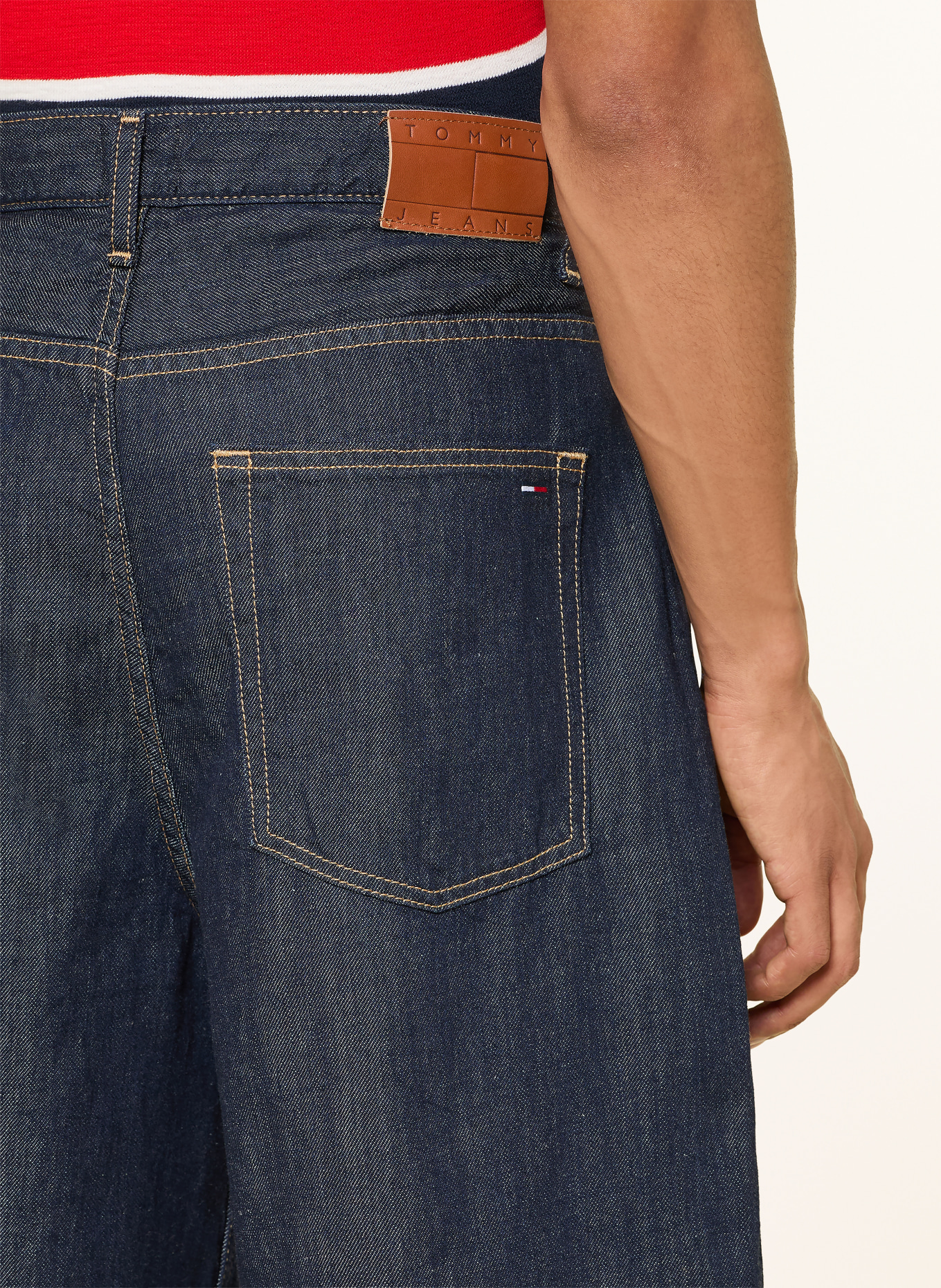 TOMMY JEANS Jeansshorts THE BAGGY Loose Fit: 1BK Denim Dark