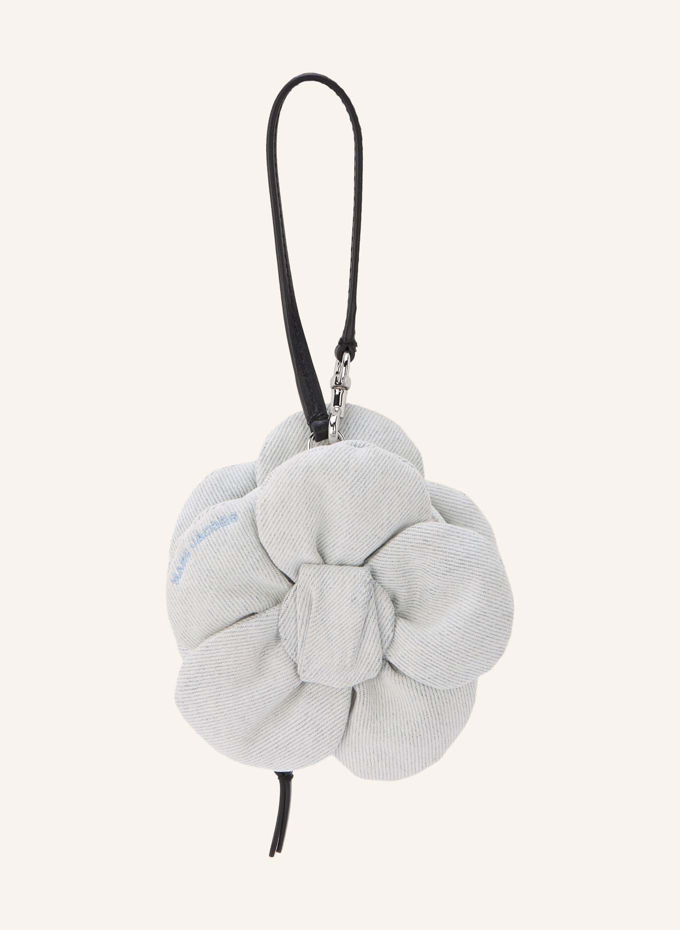 MARC JACOBS Taschenanhänger THE COOKIE POUCH CHARM DENIM FRINGES FLOWERS: WEISS / HELLGRAU / SCHWARZ