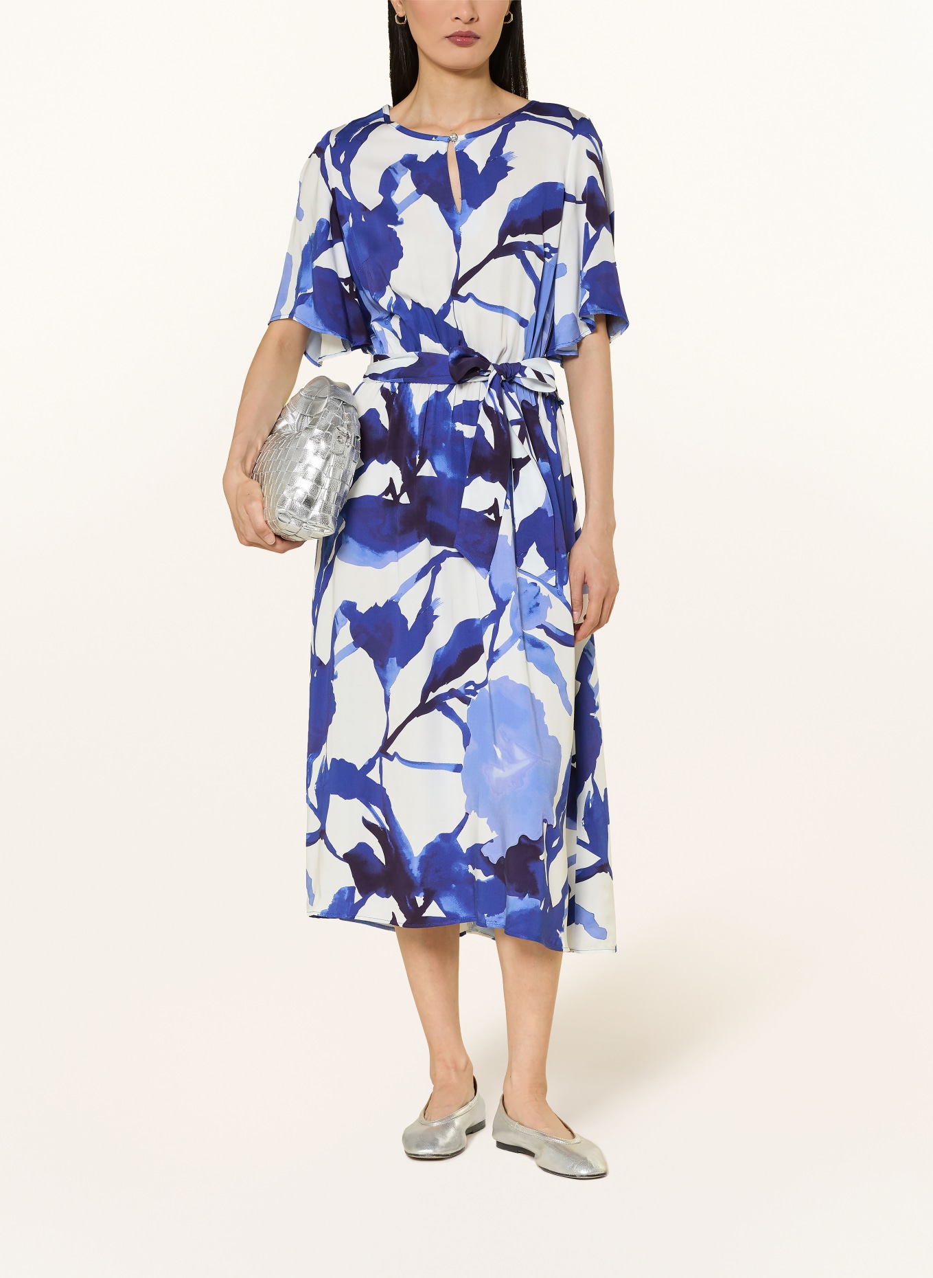 Betty Barclay Kleid: WEISS / DUNKELBLAU / BLAU
