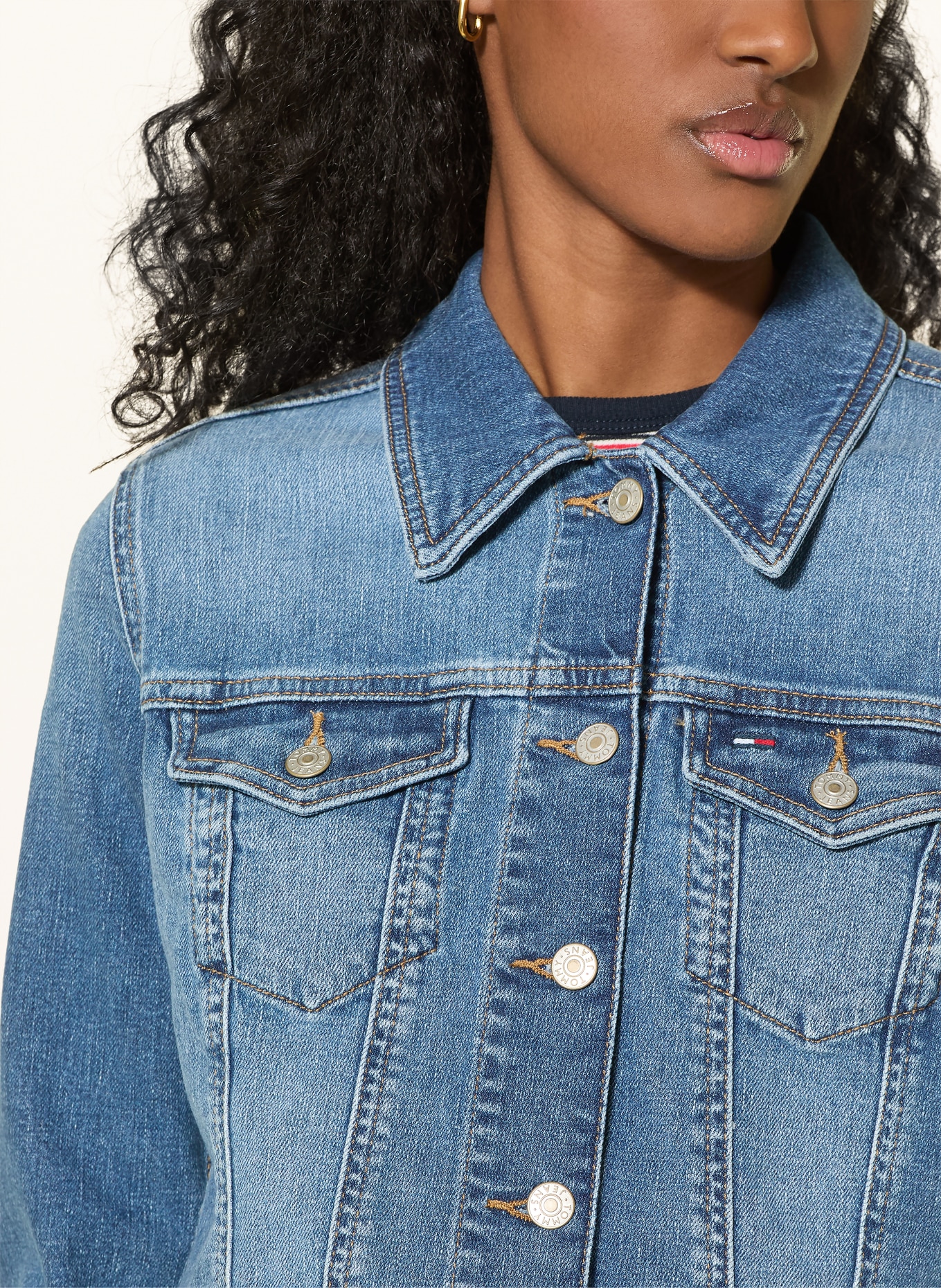 TOMMY JEANS Denim jacket: 1A5 Denim Medium