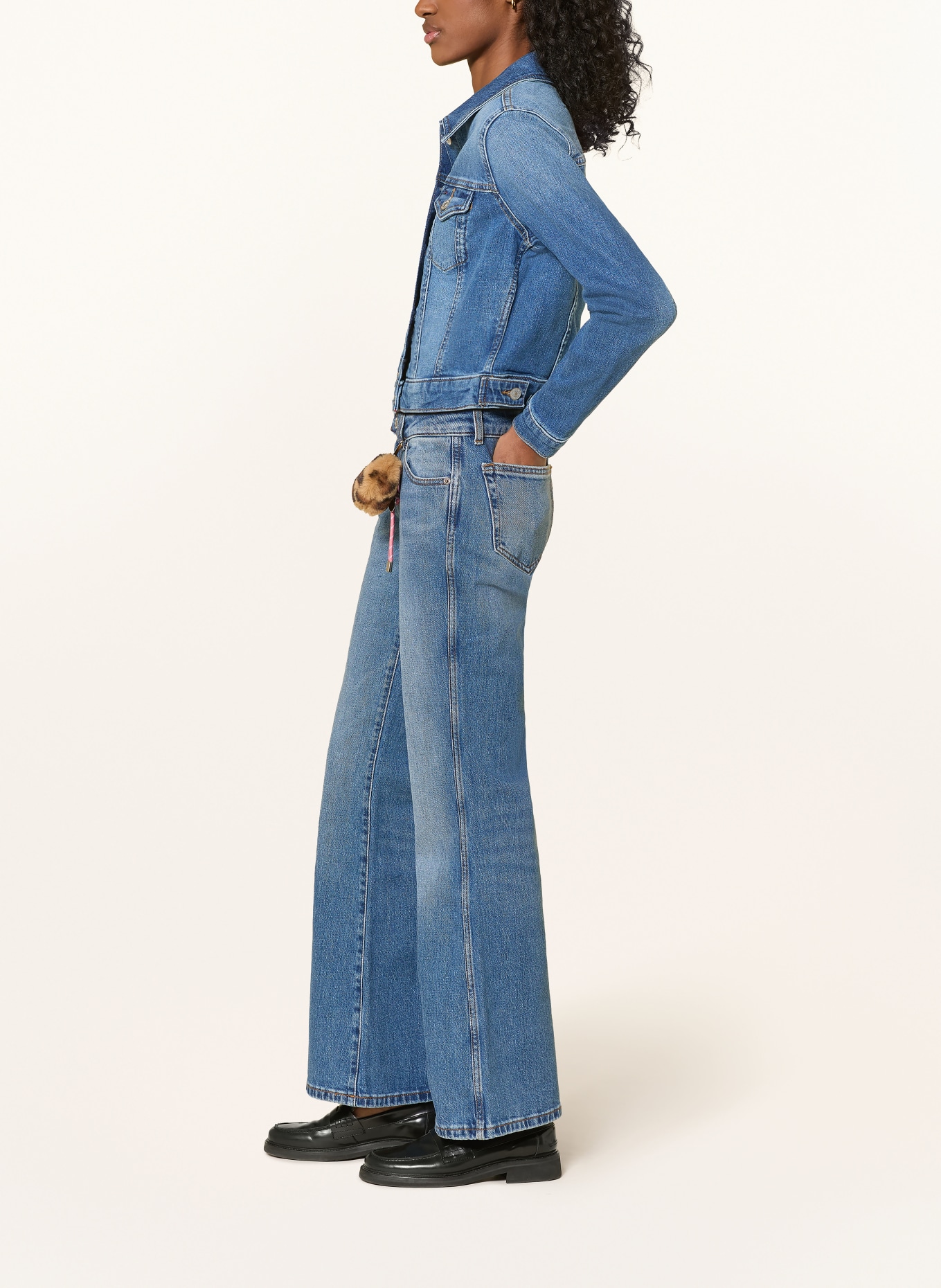 TOMMY JEANS Bootcut Jeans: 1A5 Denim Medium