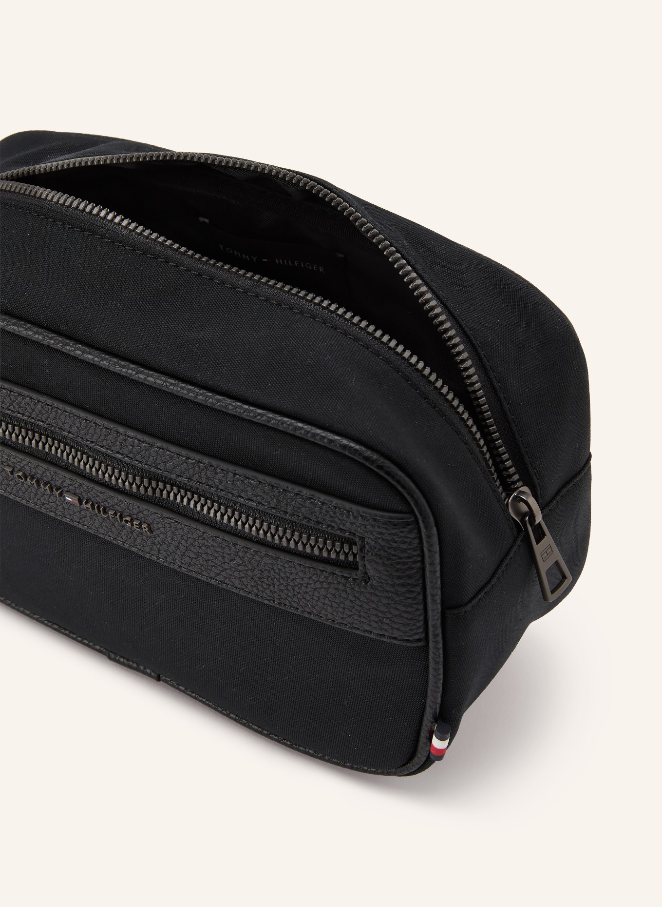 TOMMY HILFIGER Trusă de toaletă: NEGRU