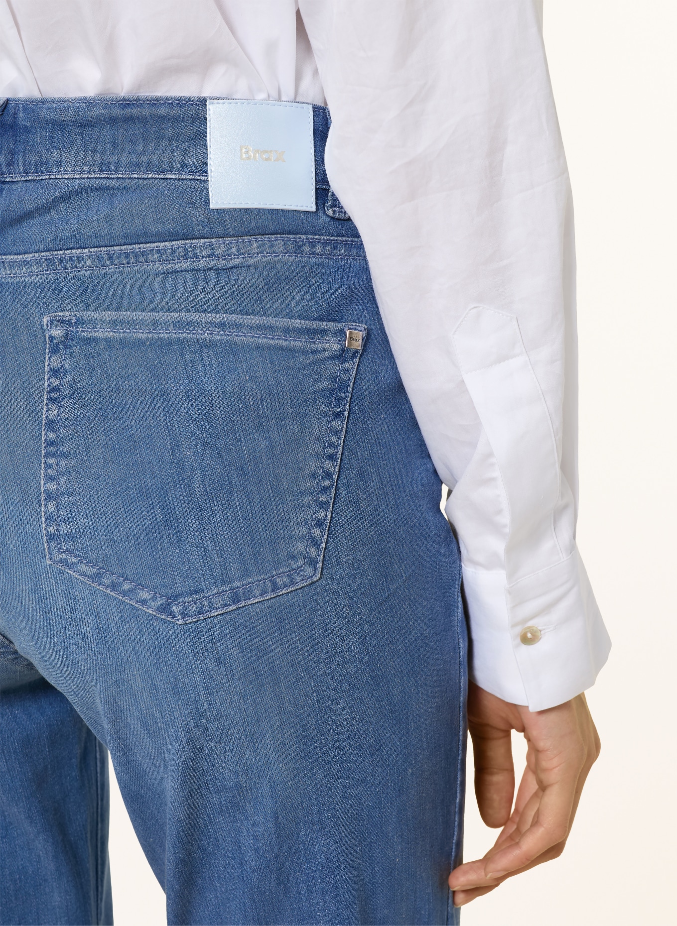 BRAX Bootcut Jeans SHAKIRA S mit Lochspitze: 15 USED STONE BLUE