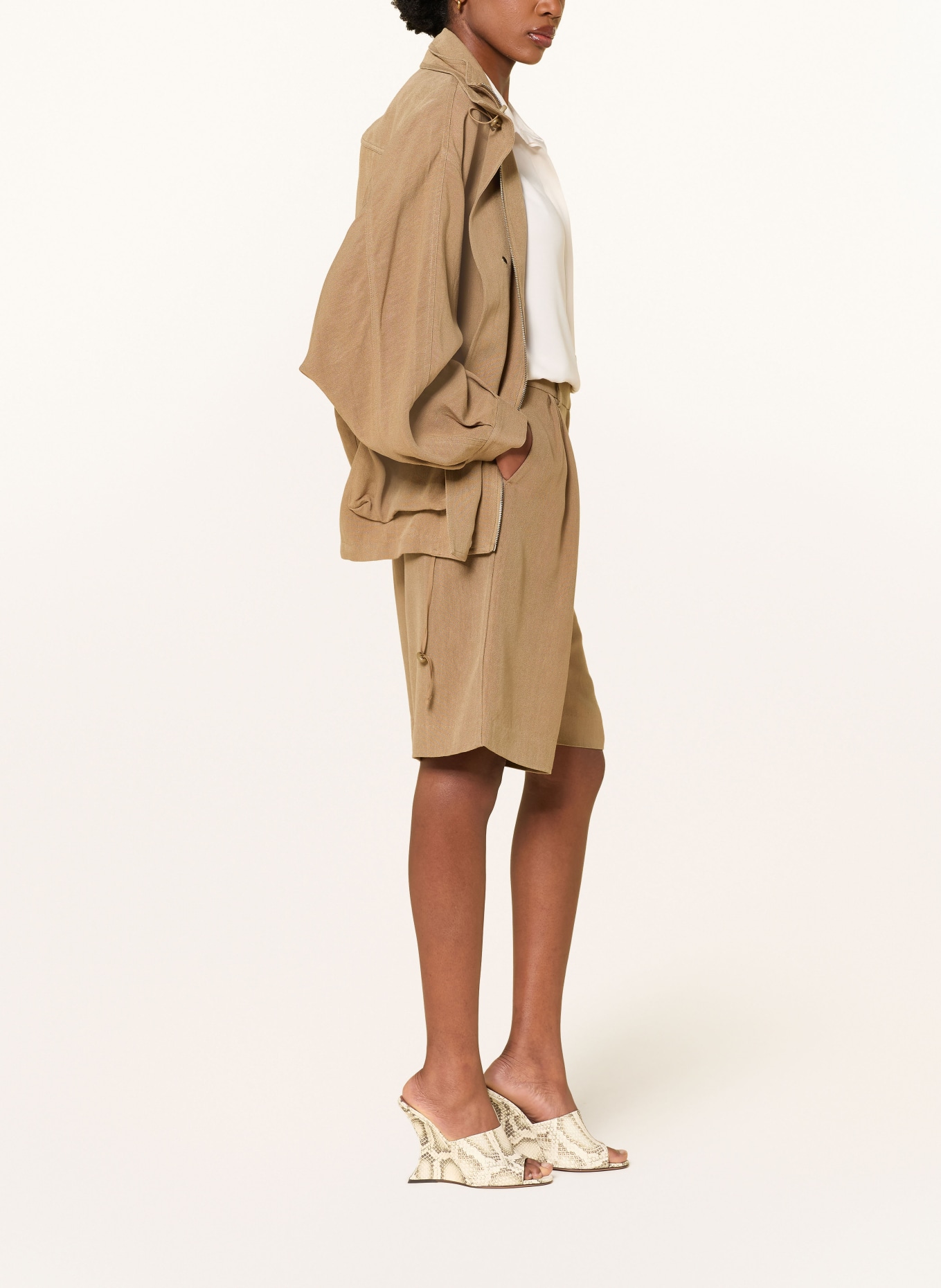 The Frankie Shop Bermudas MARFA: CAMEL