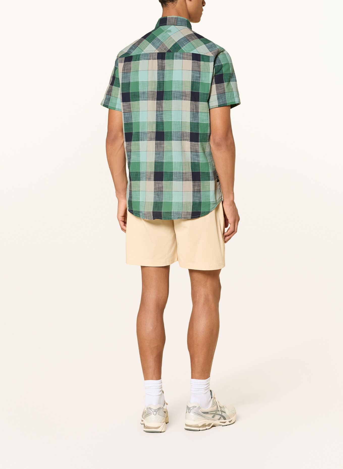 camel active Chemise à manches courtes coupe classique: VERT / BEIGE / BLEU FONCÉ